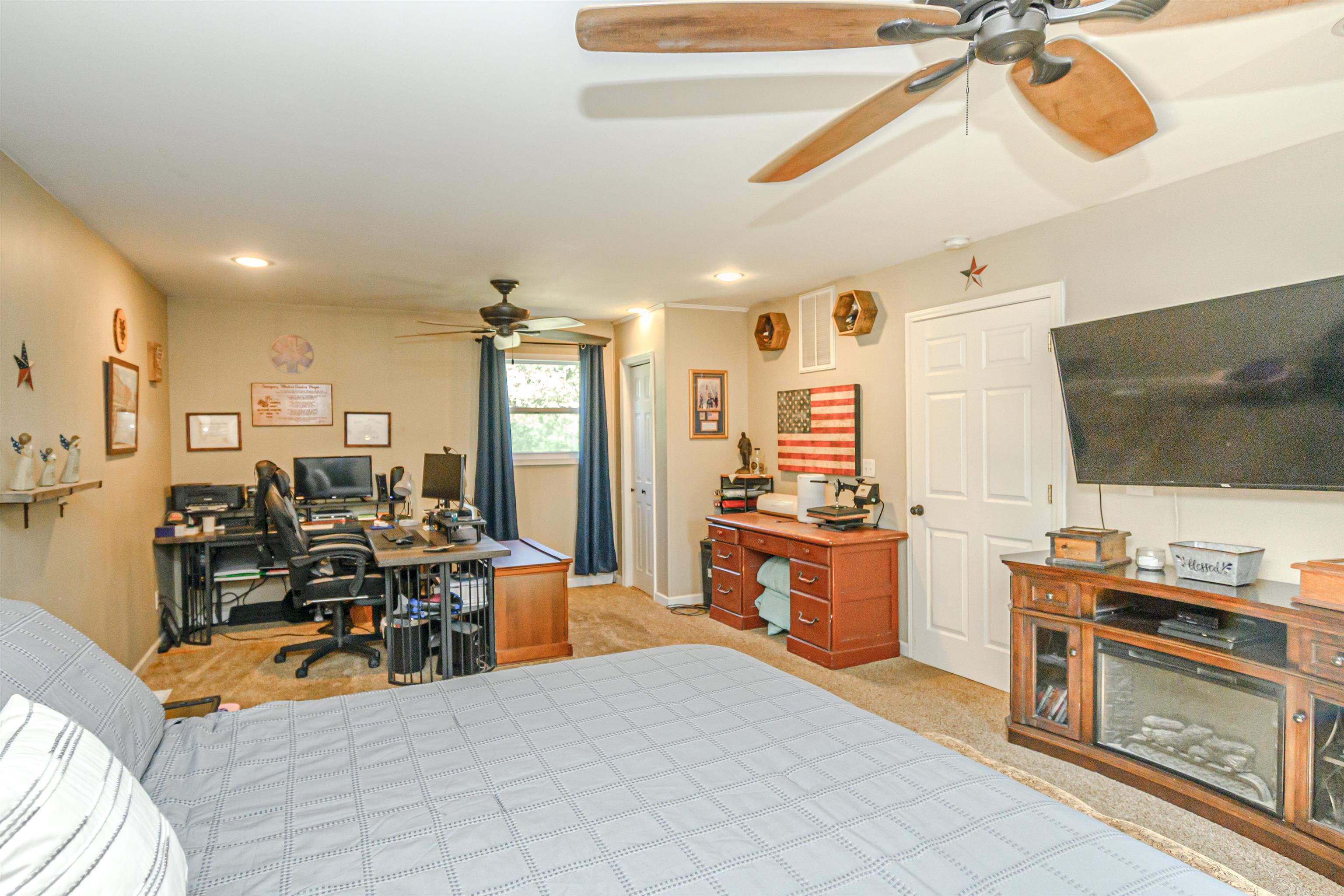 230 Canal St, Rumsey, Kentucky 42371, 2 Bedrooms Bedrooms, ,2 BathroomsBathrooms,Single Family Residence,For Sale,Canal St,90480