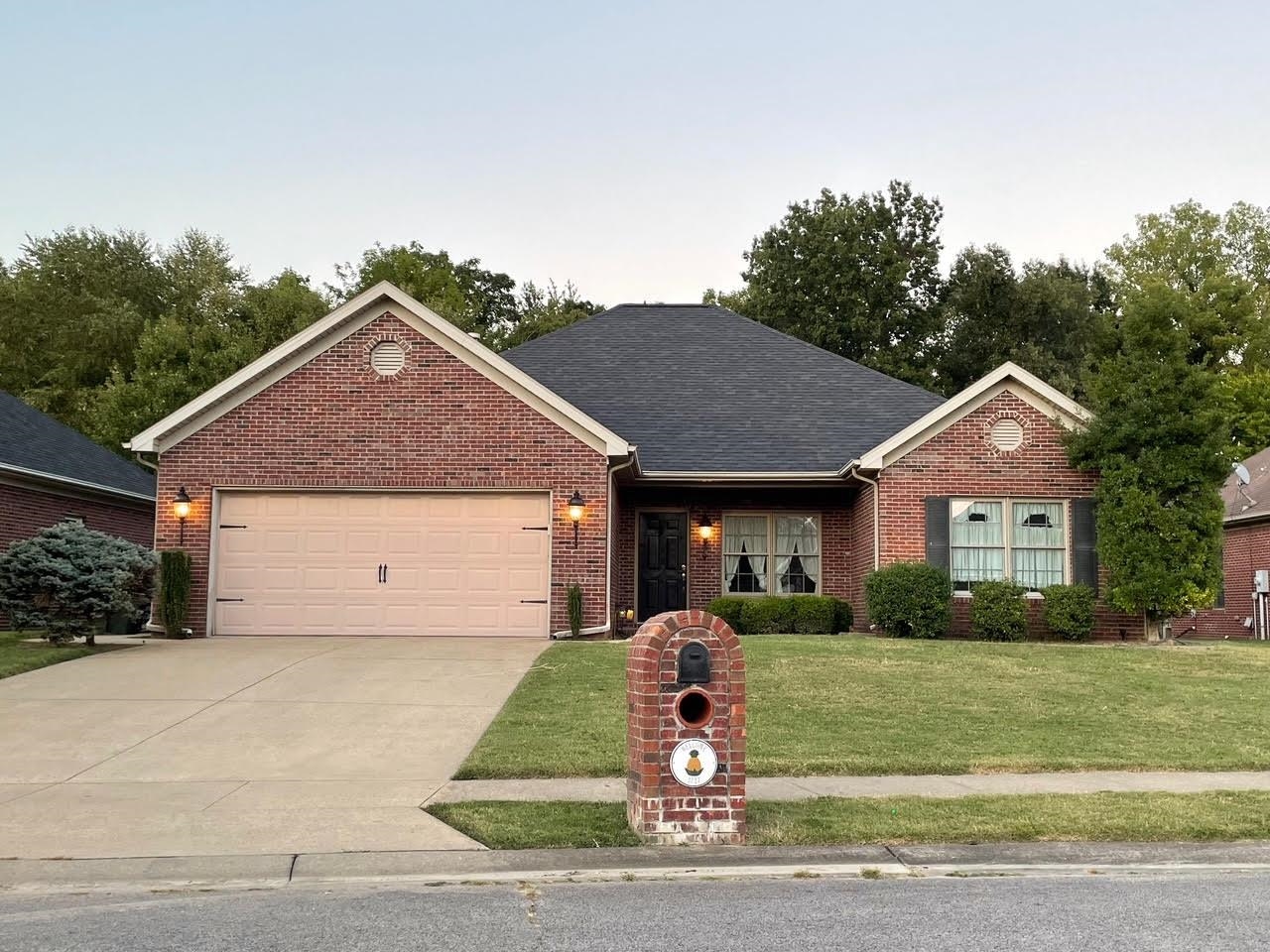 3727 Haywood Court, Owensboro, Kentucky 42303, 3 Bedrooms Bedrooms, ,2 BathroomsBathrooms,Single Family Residence,For Sale,Haywood Court,90482