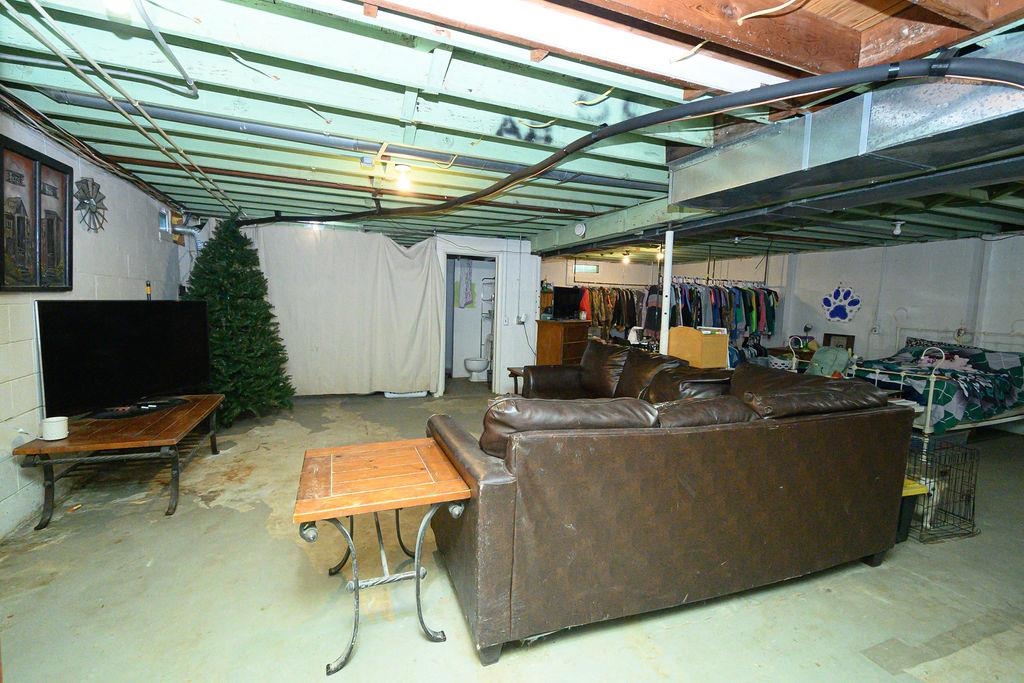 4316 US Hwy 231 N, Hartford, Kentucky 42347, 4 Bedrooms Bedrooms, ,1 BathroomBathrooms,Ranch,For Sale,US Hwy 231 N,90487