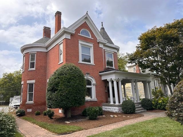 1542 Frederica Street, Owensboro, Kentucky 42301, 6 Bedrooms Bedrooms, ,3 BathroomsBathrooms,Single Family Residence,For Sale,Frederica Street,90489