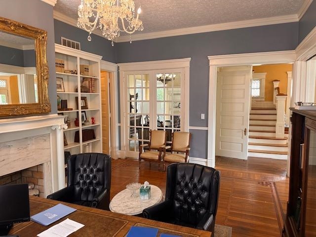 1542 Frederica Street, Owensboro, Kentucky 42301, 6 Bedrooms Bedrooms, ,3 BathroomsBathrooms,Single Family Residence,For Sale,Frederica Street,90489