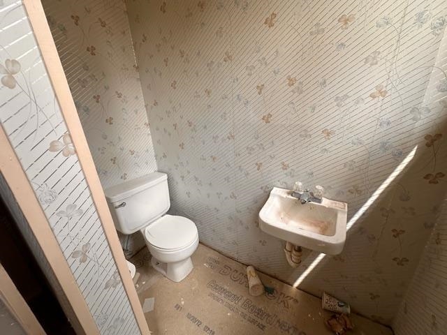 1542 Frederica Street, Owensboro, Kentucky 42301, 6 Bedrooms Bedrooms, ,3 BathroomsBathrooms,Single Family Residence,For Sale,Frederica Street,90489