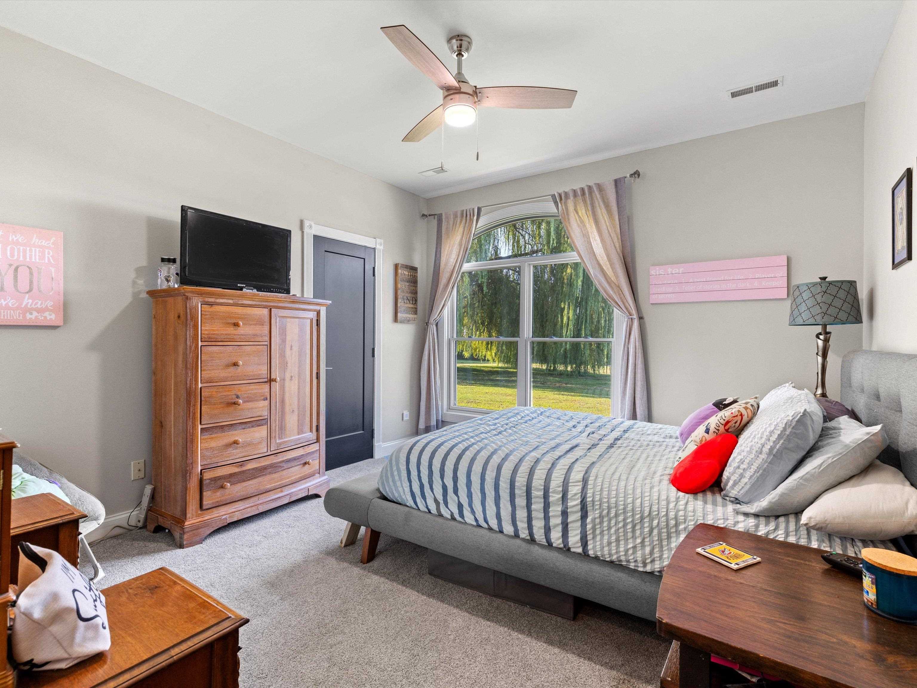 5103 HWY 60, Owensboro, Kentucky 42301, 5 Bedrooms Bedrooms, ,3 BathroomsBathrooms,Single Family Residence,For Sale,HWY 60,90491