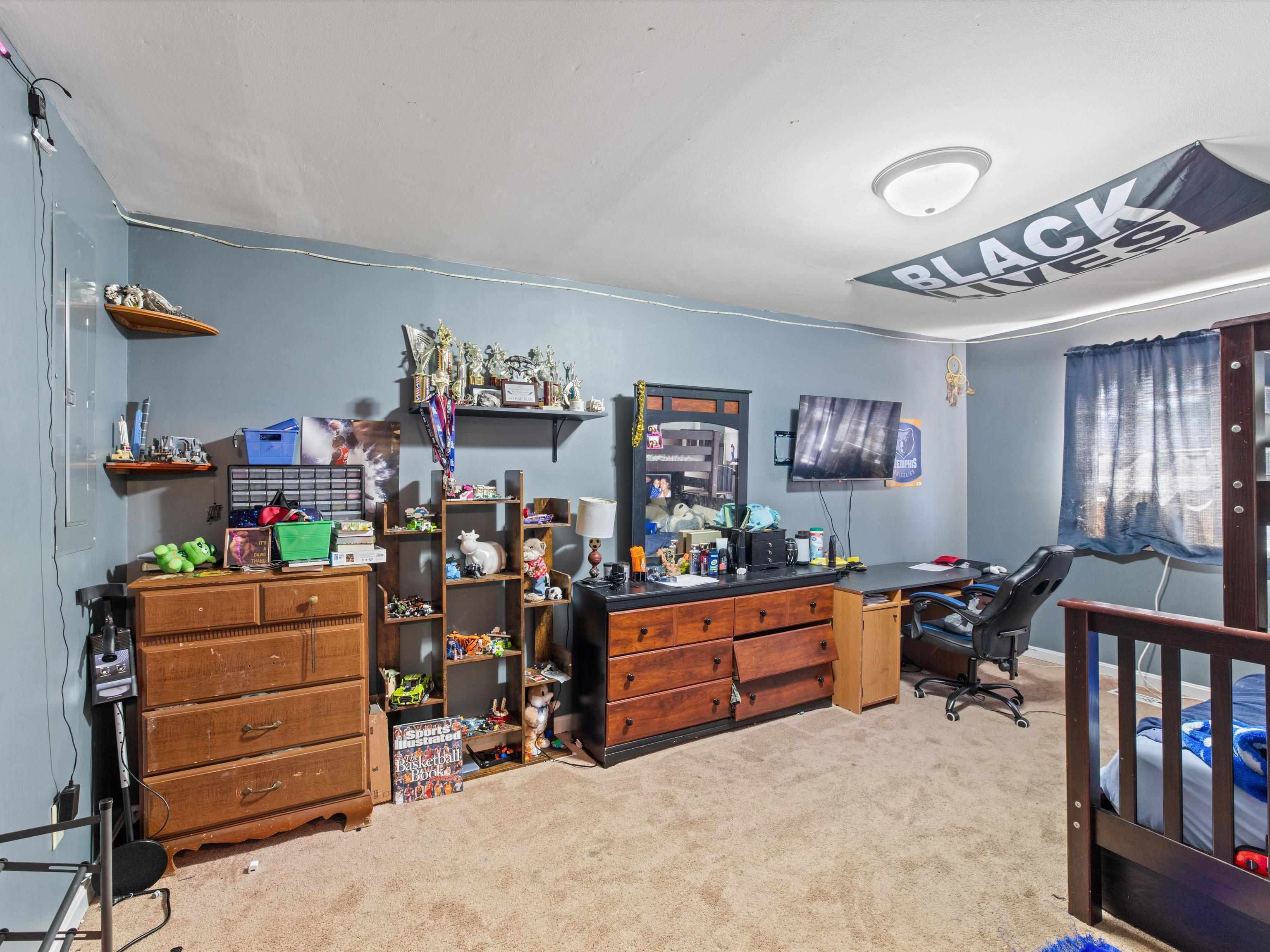 1006 Watson Lane, Henderson, Kentucky 42420, 5 Bedrooms Bedrooms, ,3 BathroomsBathrooms,Single Family Residence,For Sale,Watson Lane,90492