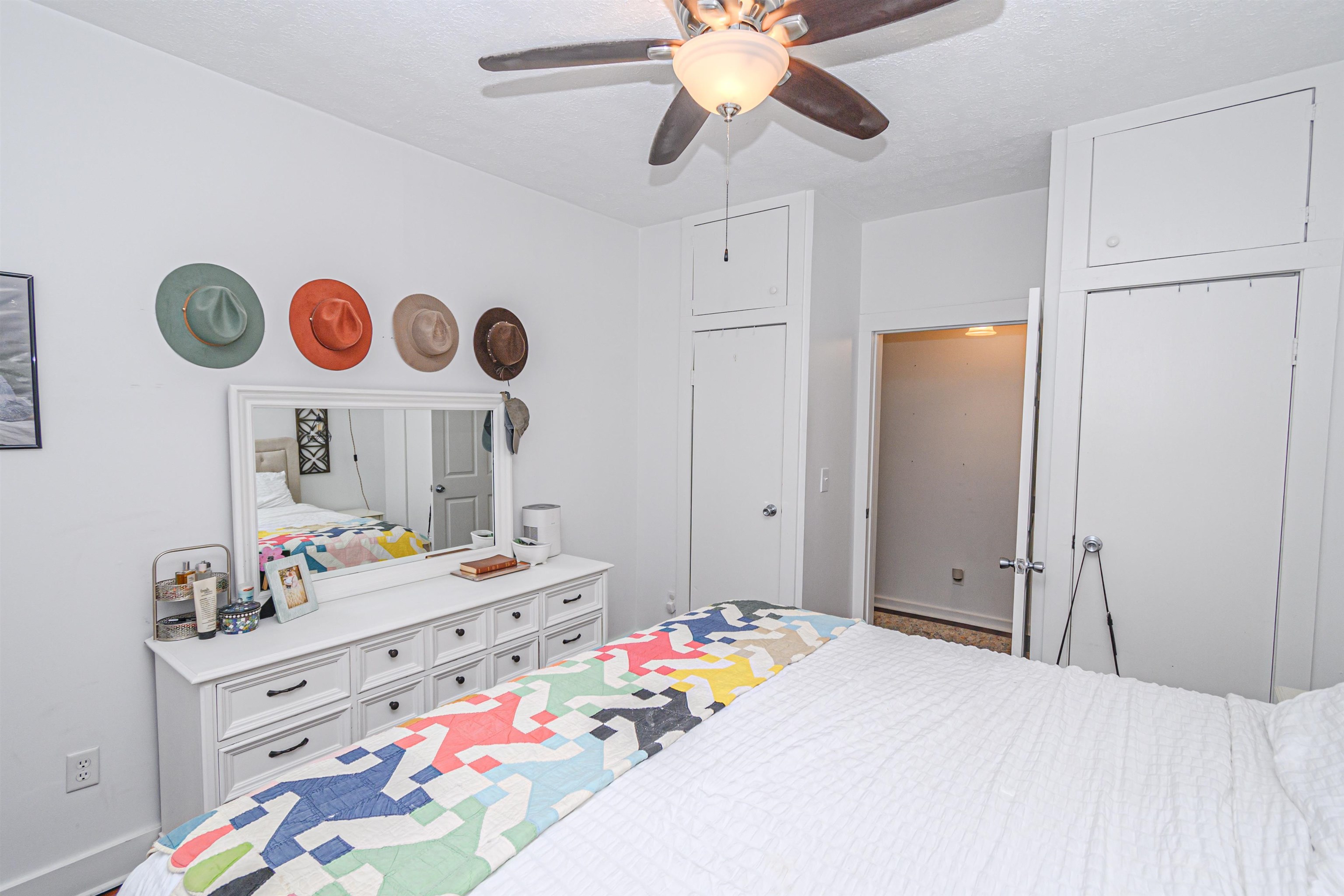 1219 Madison St, Henderson, Kentucky 42420, 3 Bedrooms Bedrooms, ,1 BathroomBathrooms,Single Family Residence,For Sale,Madison St,90493