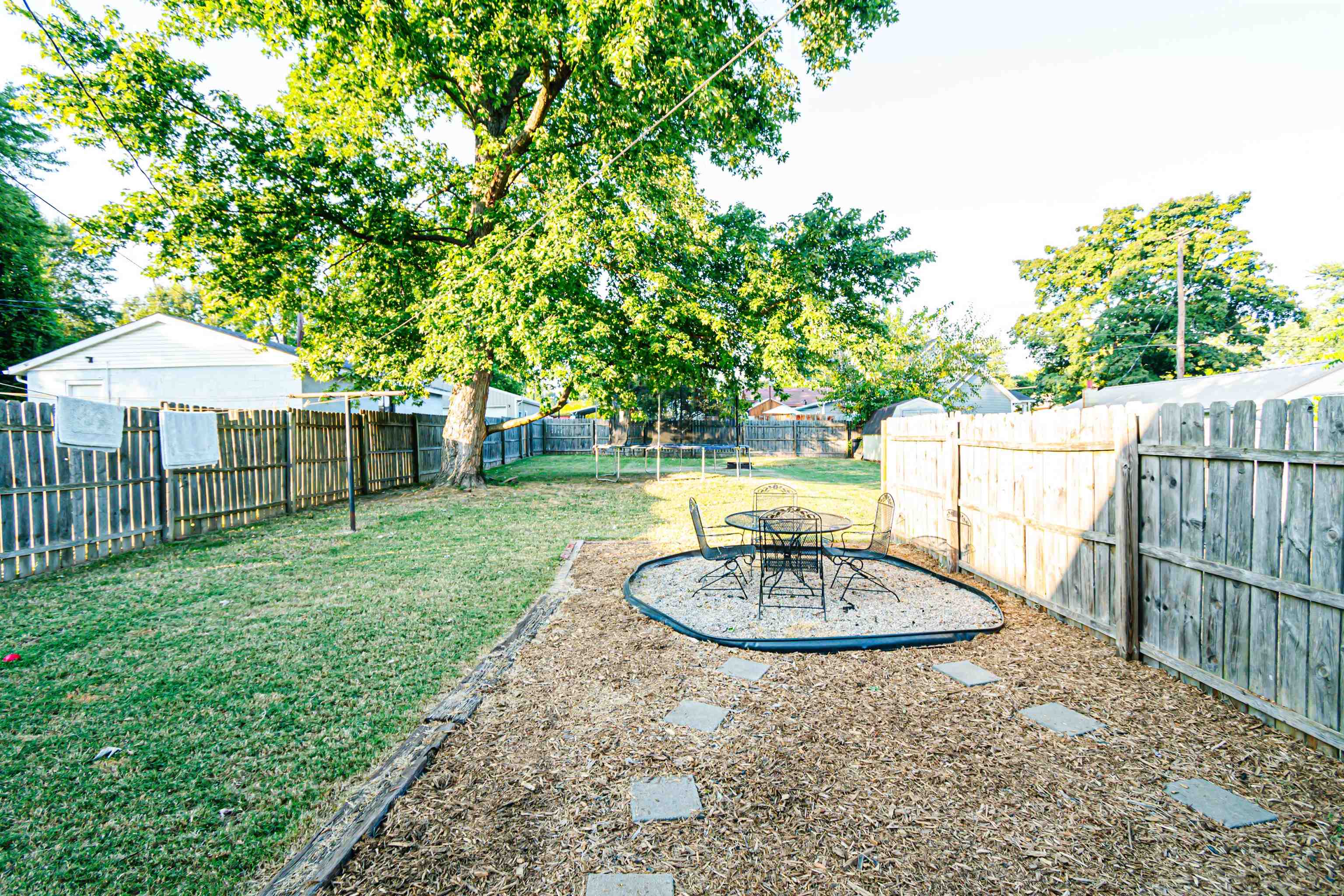 1219 Madison St, Henderson, Kentucky 42420, 3 Bedrooms Bedrooms, ,1 BathroomBathrooms,Single Family Residence,For Sale,Madison St,90493
