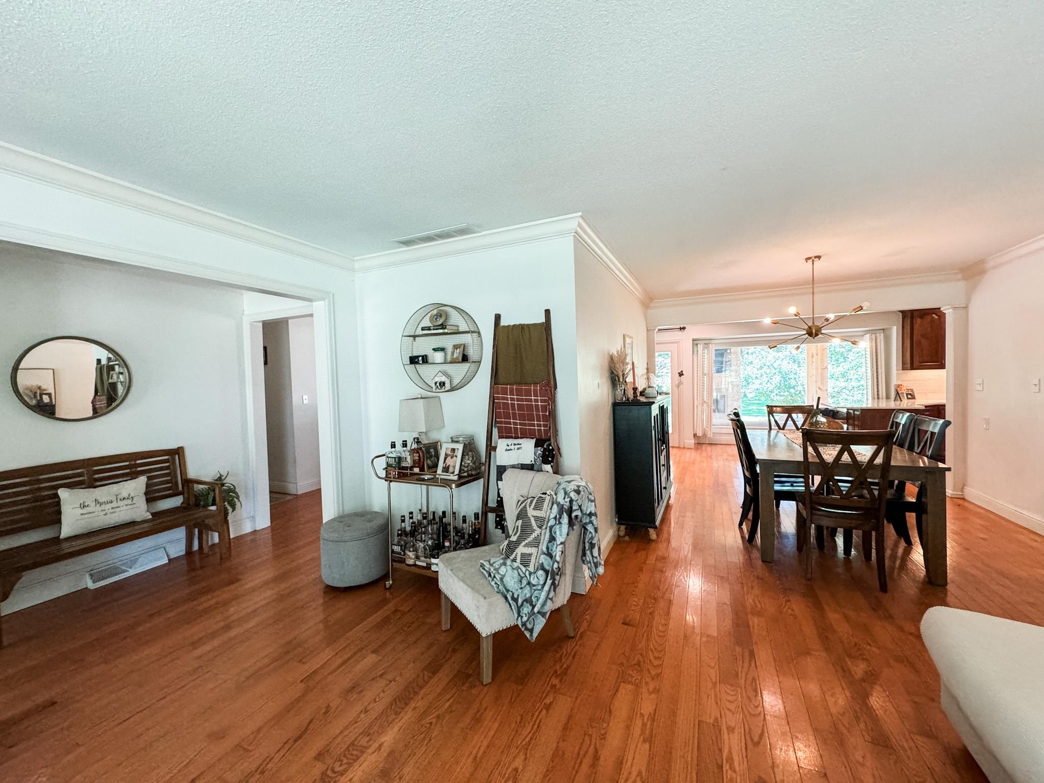 1220 Hickory Ln, Owensboro, Kentucky 42303, 3 Bedrooms Bedrooms, ,2 BathroomsBathrooms,Ranch,For Sale,Hickory Ln,90494