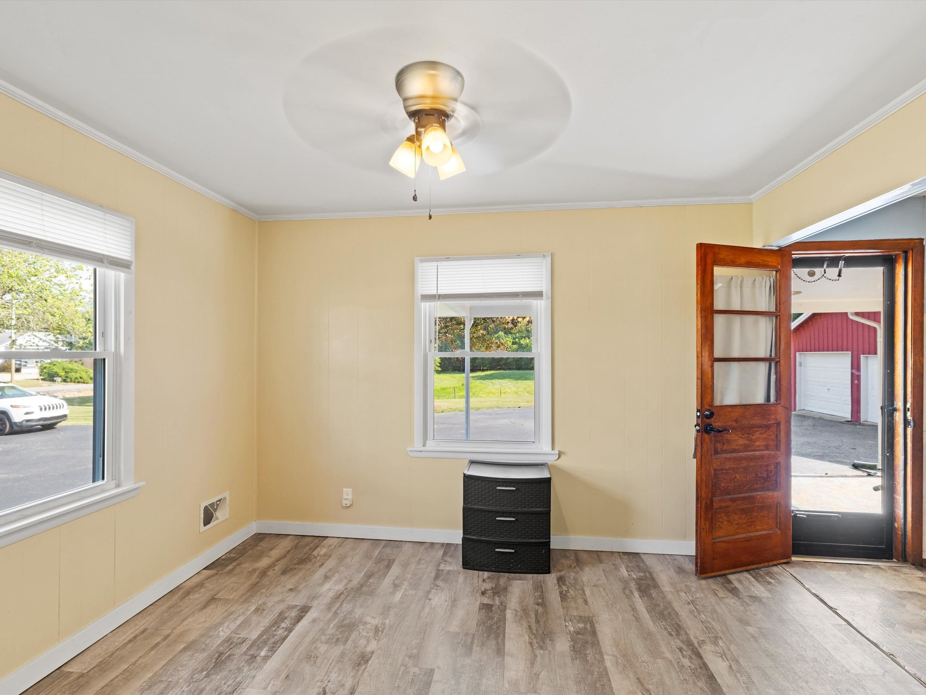 437 State Route 136 W, Calhoun, Kentucky 42327, 2 Bedrooms Bedrooms, ,1 BathroomBathrooms,Single Family Residence,For Sale,State Route 136 W,90499