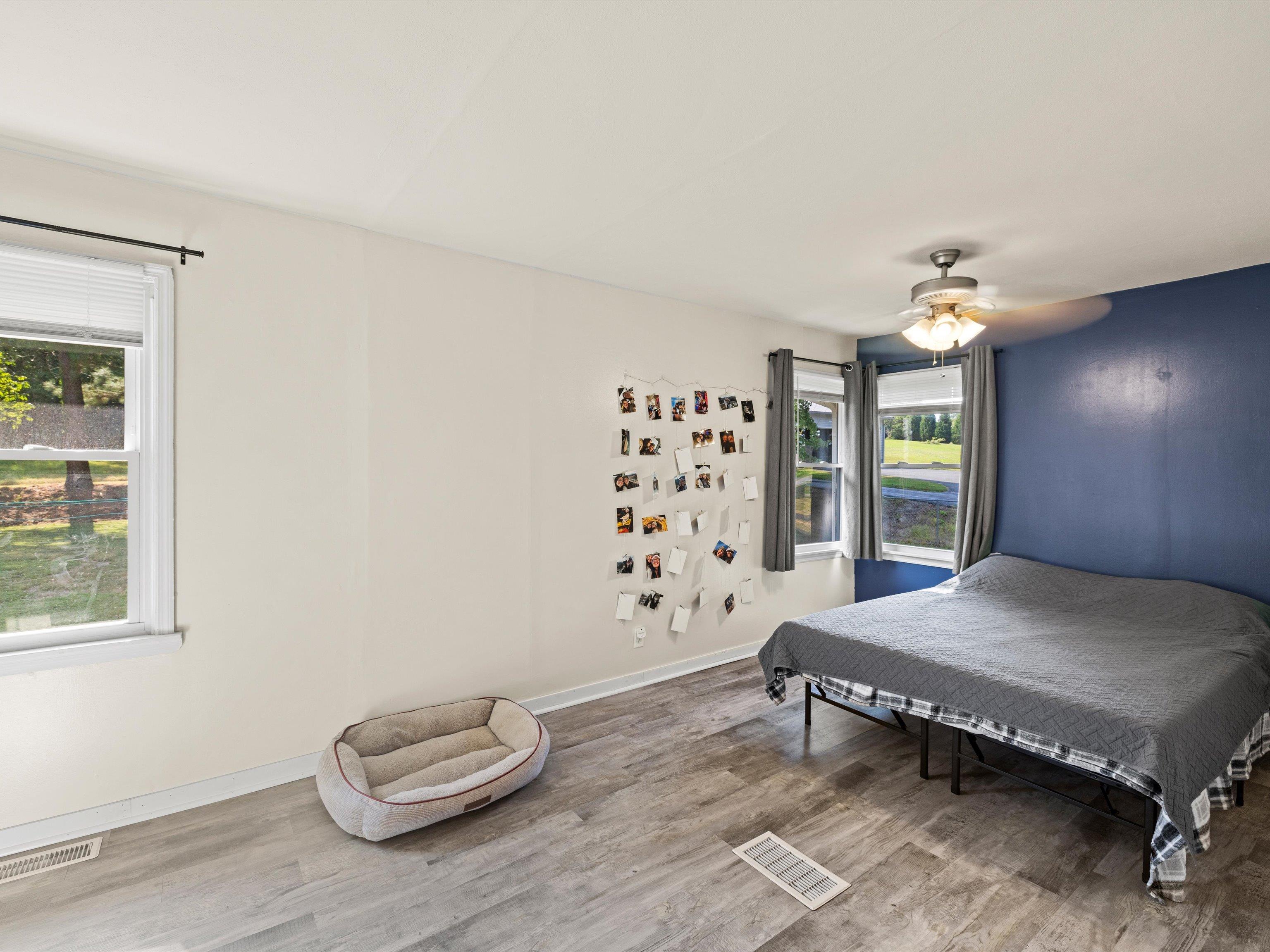 437 State Route 136 W, Calhoun, Kentucky 42327, 2 Bedrooms Bedrooms, ,1 BathroomBathrooms,Single Family Residence,For Sale,State Route 136 W,90499