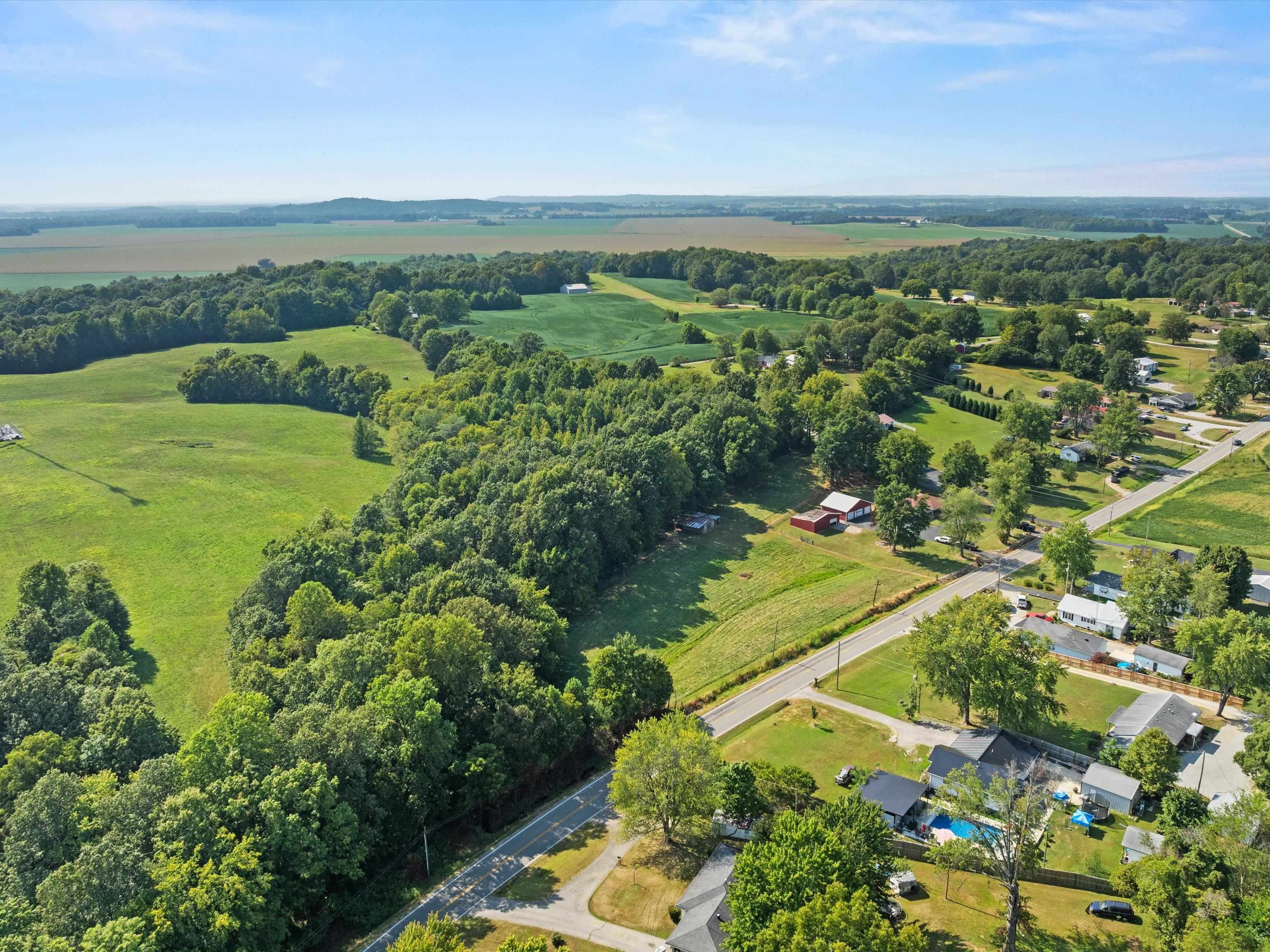 437 State Route 136 W, Calhoun, Kentucky 42327, 2 Bedrooms Bedrooms, ,1 BathroomBathrooms,Single Family Residence,For Sale,State Route 136 W,90499