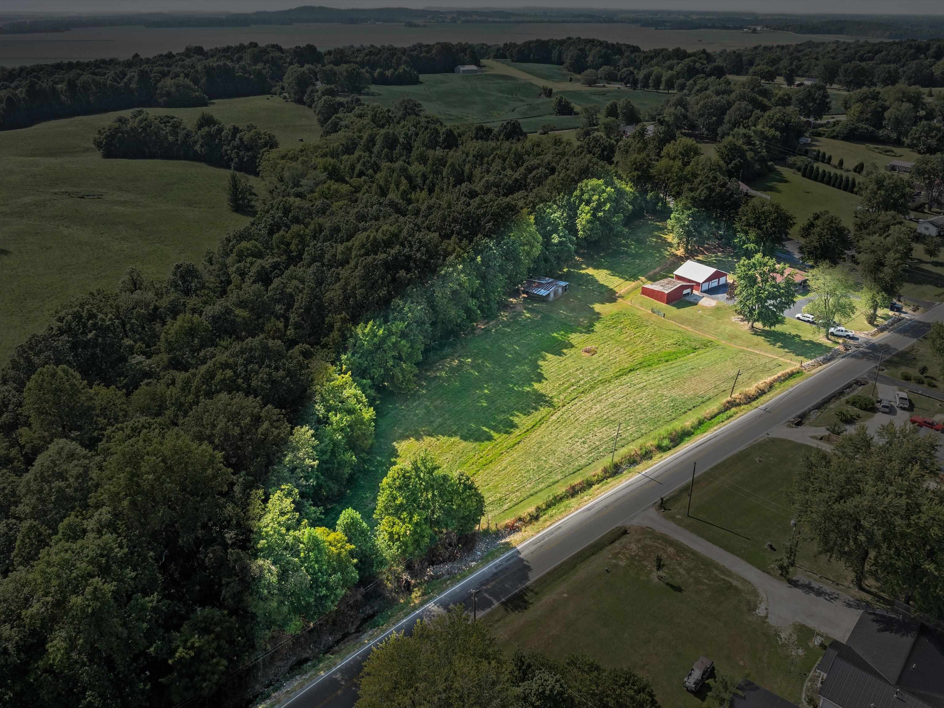 437 State Route 136 W, Calhoun, Kentucky 42327, 2 Bedrooms Bedrooms, ,1 BathroomBathrooms,Single Family Residence,For Sale,State Route 136 W,90499