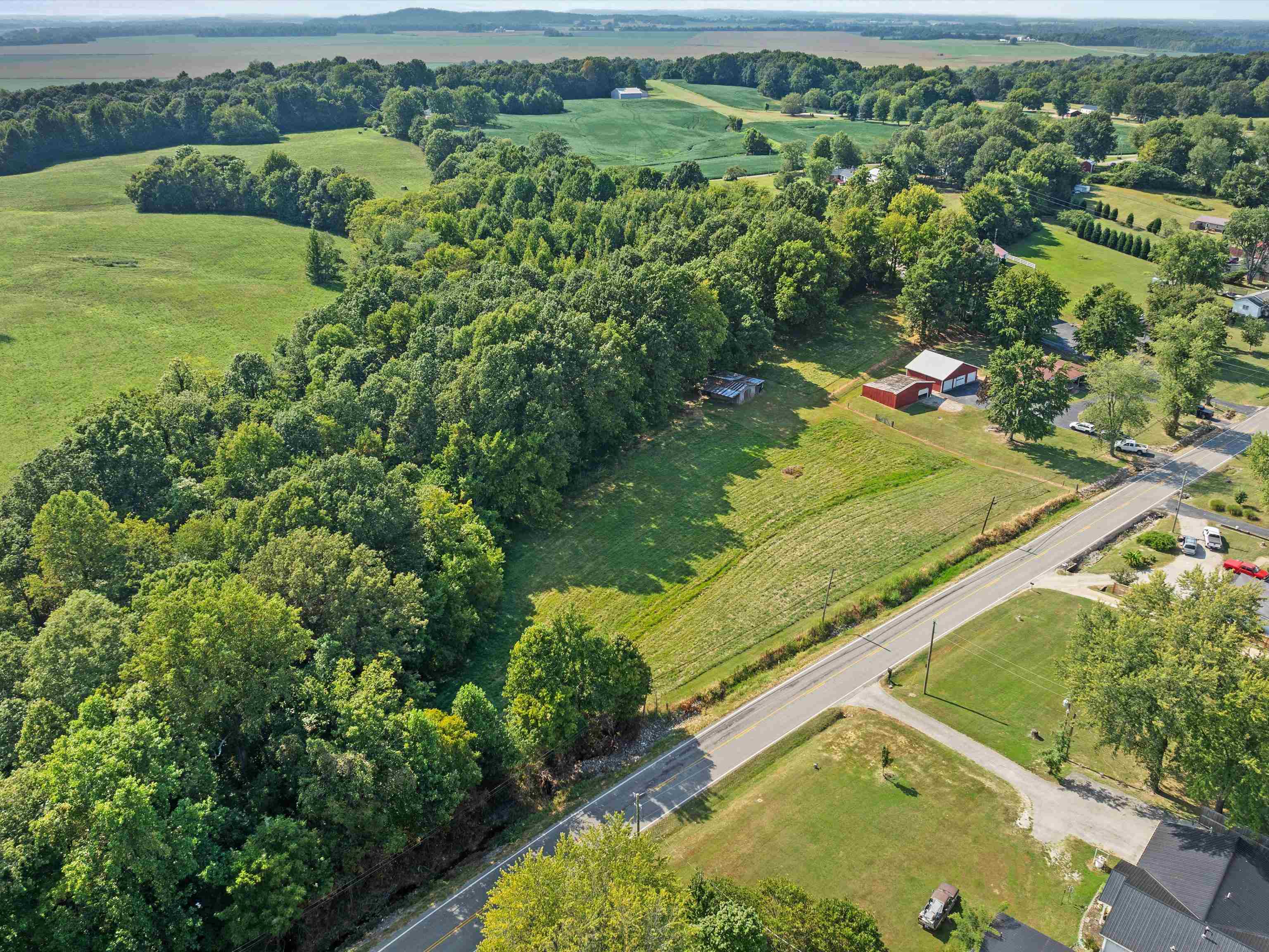 437 State Route 136 W, Calhoun, Kentucky 42327, 2 Bedrooms Bedrooms, ,1 BathroomBathrooms,Single Family Residence,For Sale,State Route 136 W,90499
