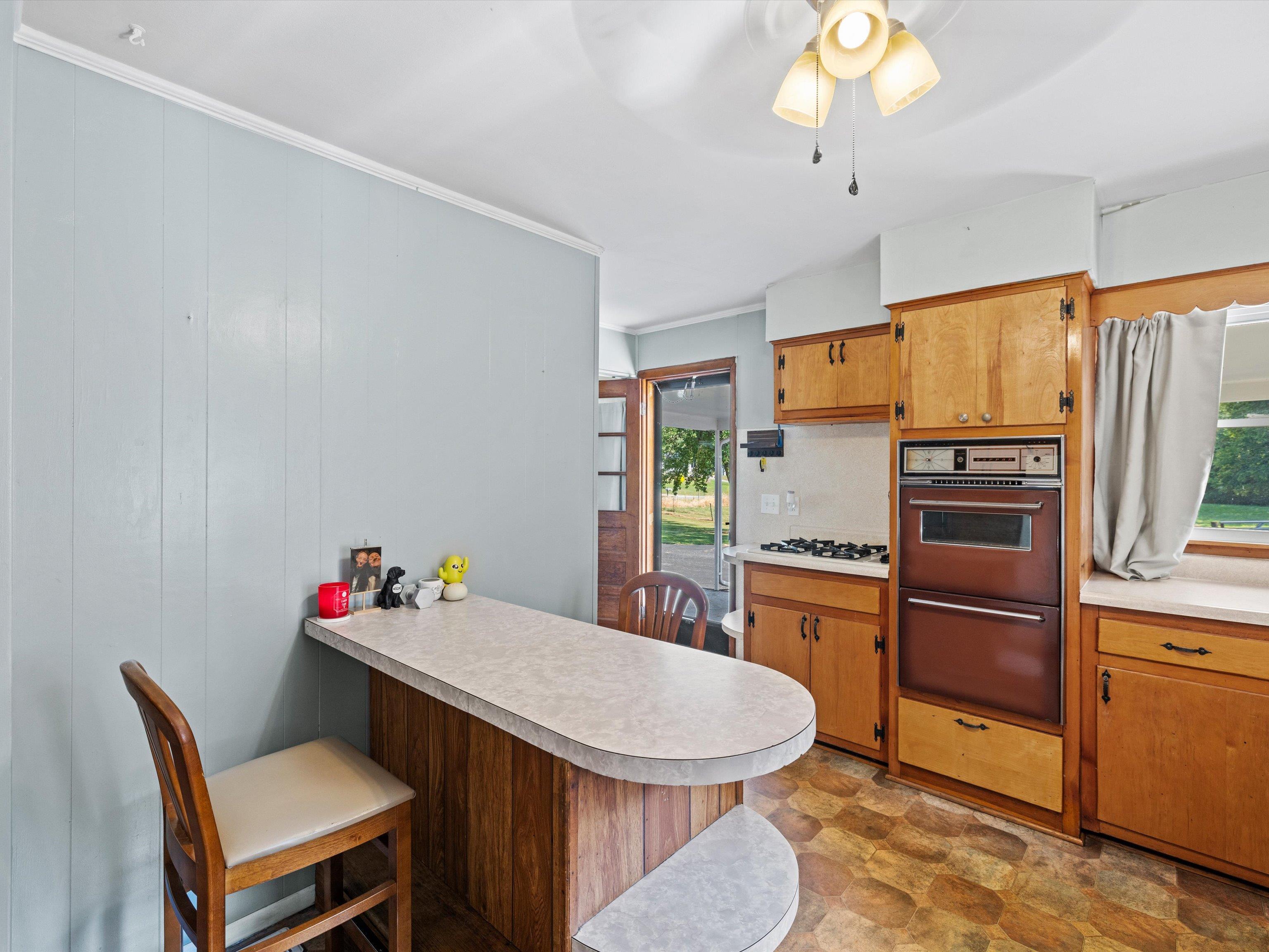 437 State Route 136 W, Calhoun, Kentucky 42327, 2 Bedrooms Bedrooms, ,1 BathroomBathrooms,Single Family Residence,For Sale,State Route 136 W,90499