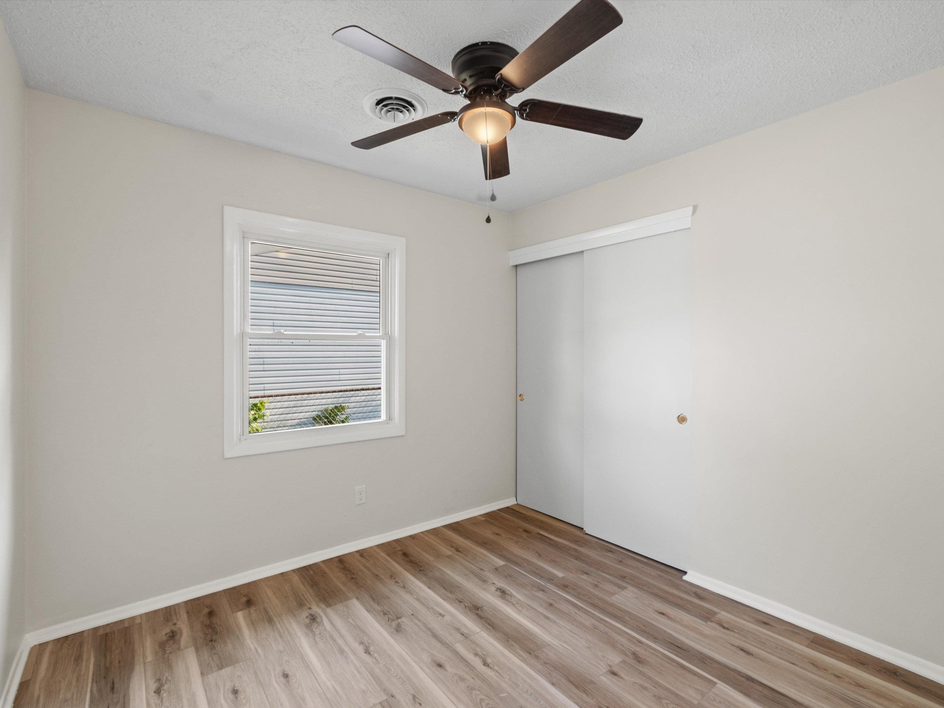 900 Holly, Owensboro, Kentucky 42301, 3 Bedrooms Bedrooms, ,1 BathroomBathrooms,Single Family Residence,For Sale,Holly,90500