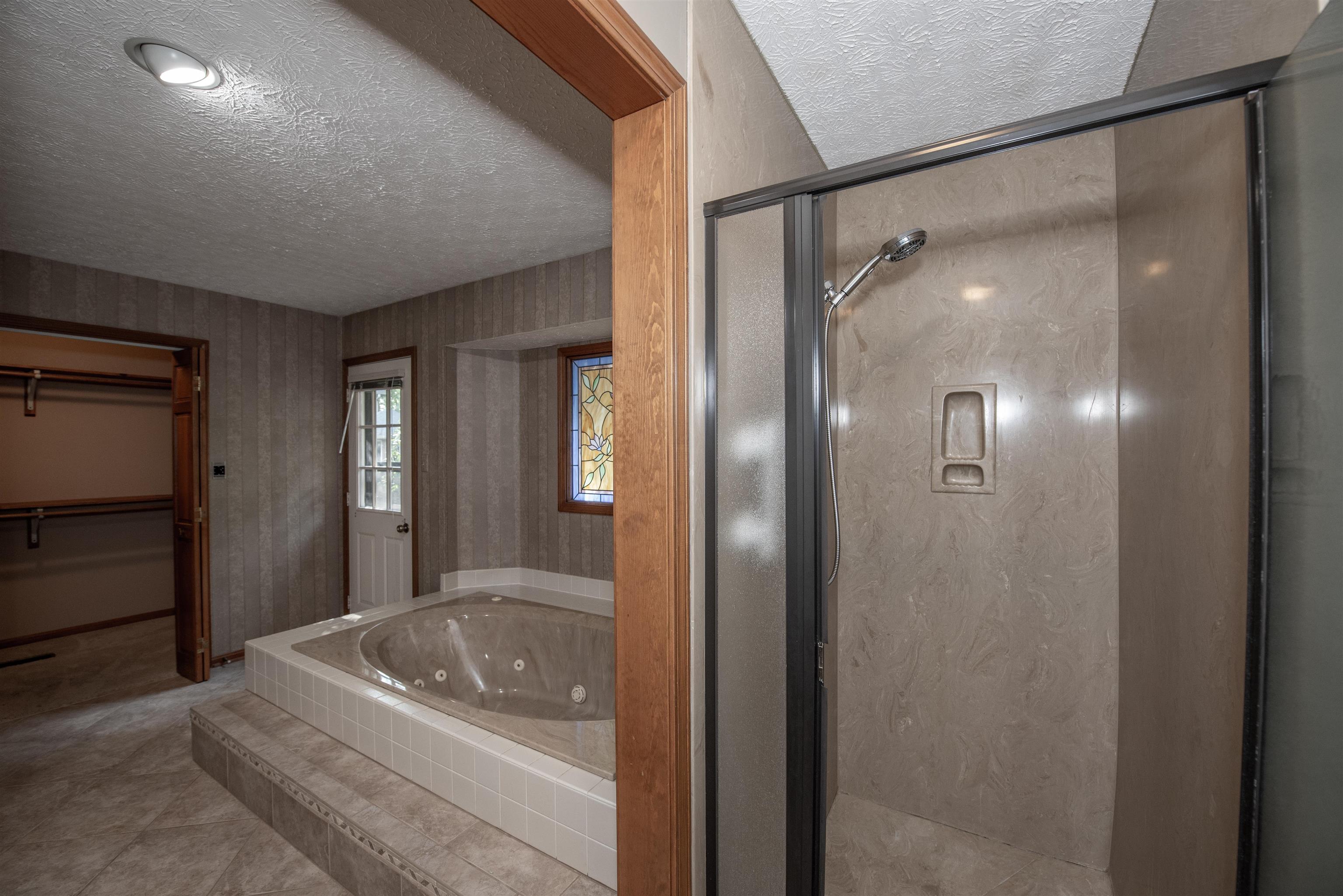4032 Foxtail Place, Owensboro, Kentucky 42303-0000, 4 Bedrooms Bedrooms, ,2 BathroomsBathrooms,Single Family Residence,For Sale,Foxtail Place,90503
