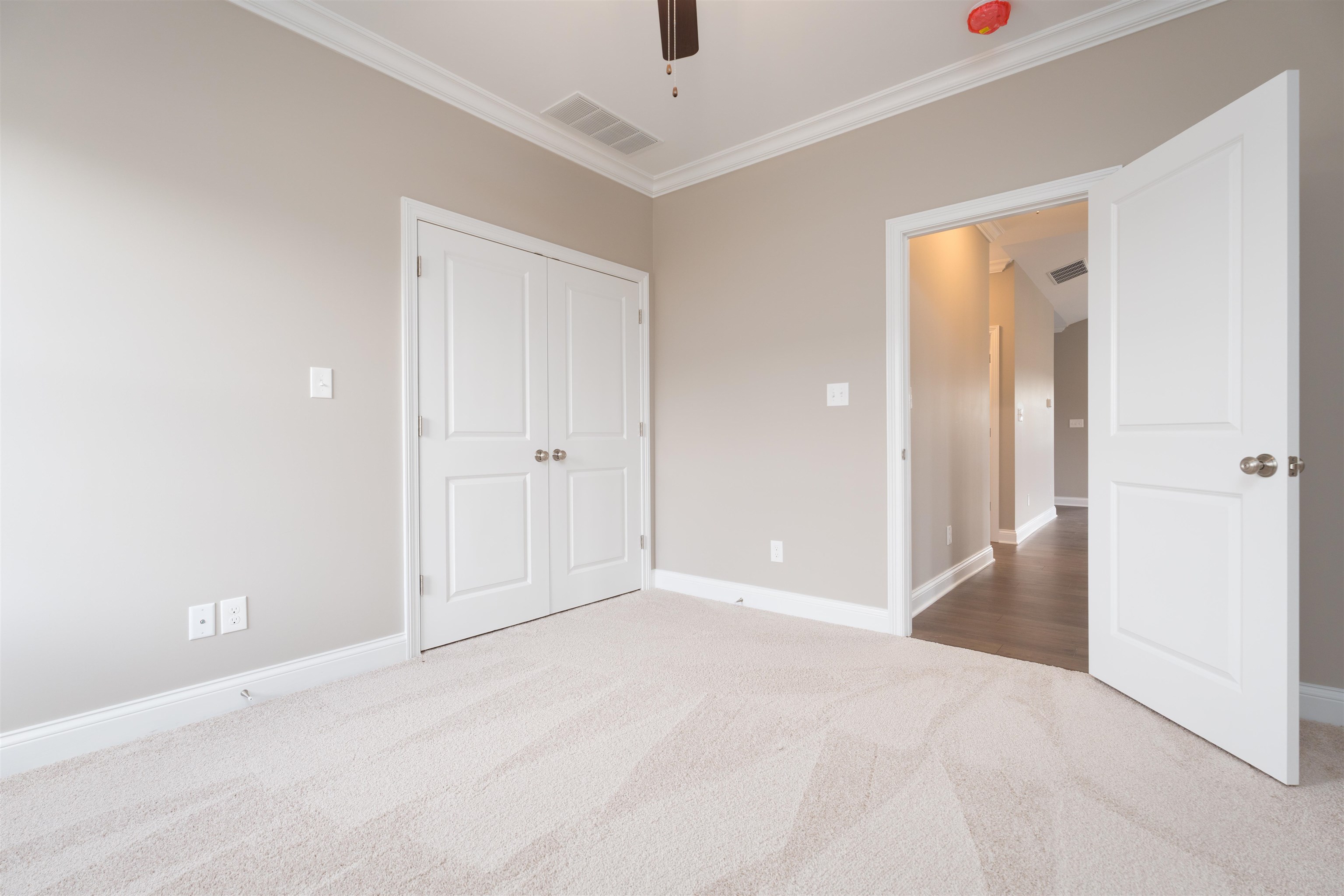 6403 Ridge Brook Cove, Owensboro, Kentucky 42301, 3 Bedrooms Bedrooms, ,2 BathroomsBathrooms,Single Family Residence,For Sale,Ridge Brook Cove,90506