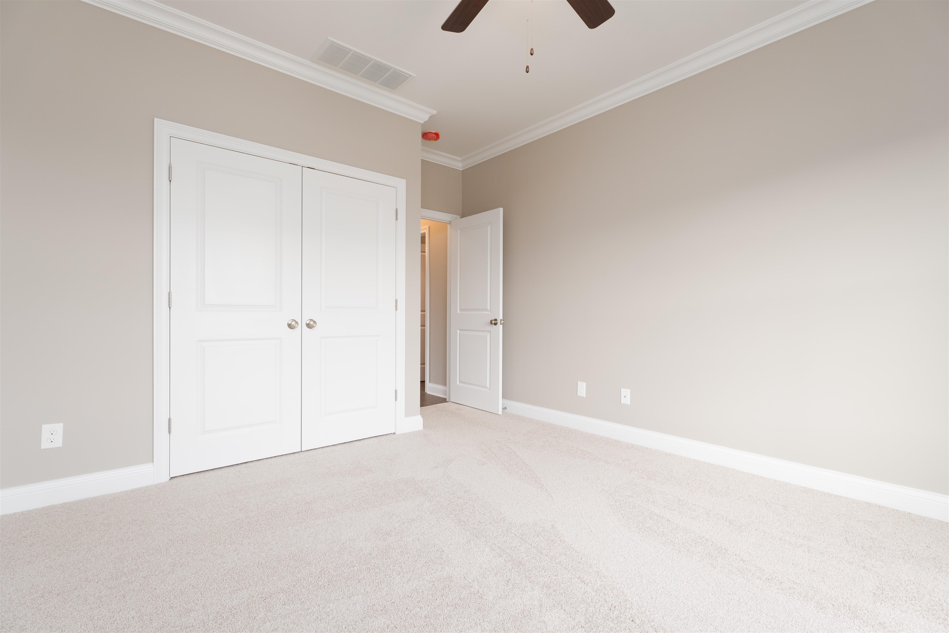 6403 Ridge Brook Cove, Owensboro, Kentucky 42301, 3 Bedrooms Bedrooms, ,2 BathroomsBathrooms,Single Family Residence,For Sale,Ridge Brook Cove,90506