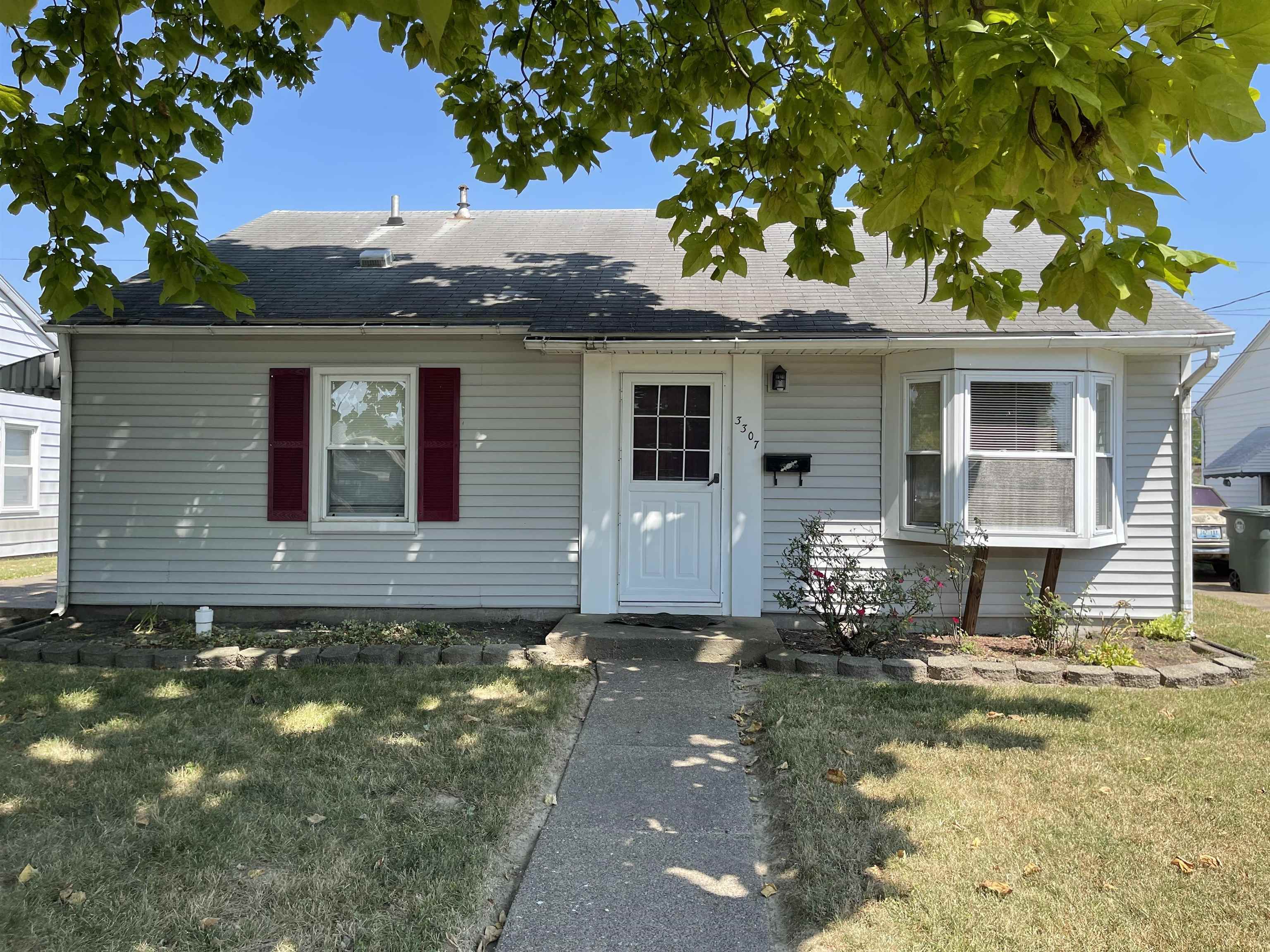 3307 Ridgewood Street, Owensboro, Kentucky 42301, 3 Bedrooms Bedrooms, ,1 BathroomBathrooms,Ranch,For Sale,Ridgewood Street,90508