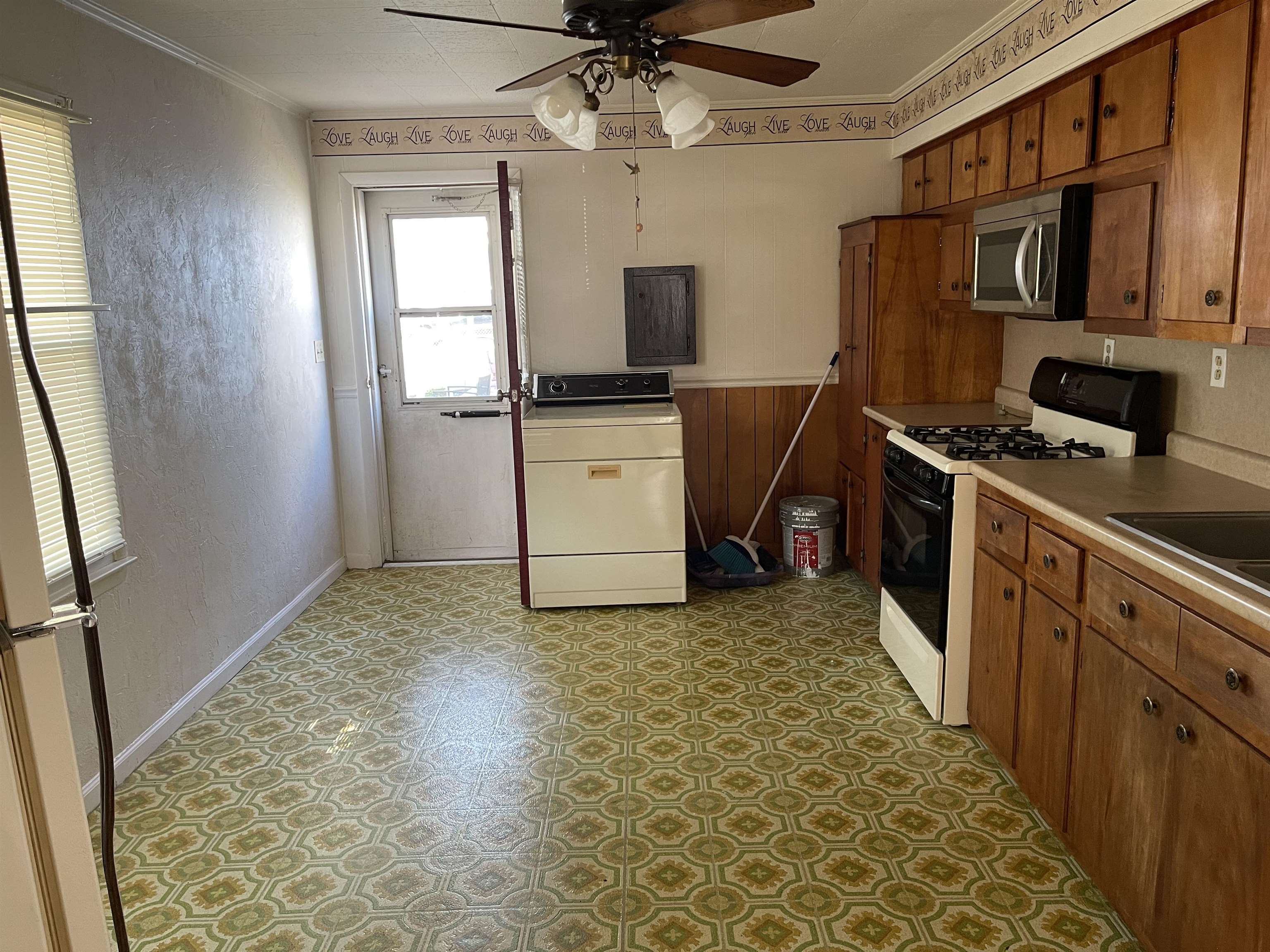 3307 Ridgewood Street, Owensboro, Kentucky 42301, 3 Bedrooms Bedrooms, ,1 BathroomBathrooms,Ranch,For Sale,Ridgewood Street,90508