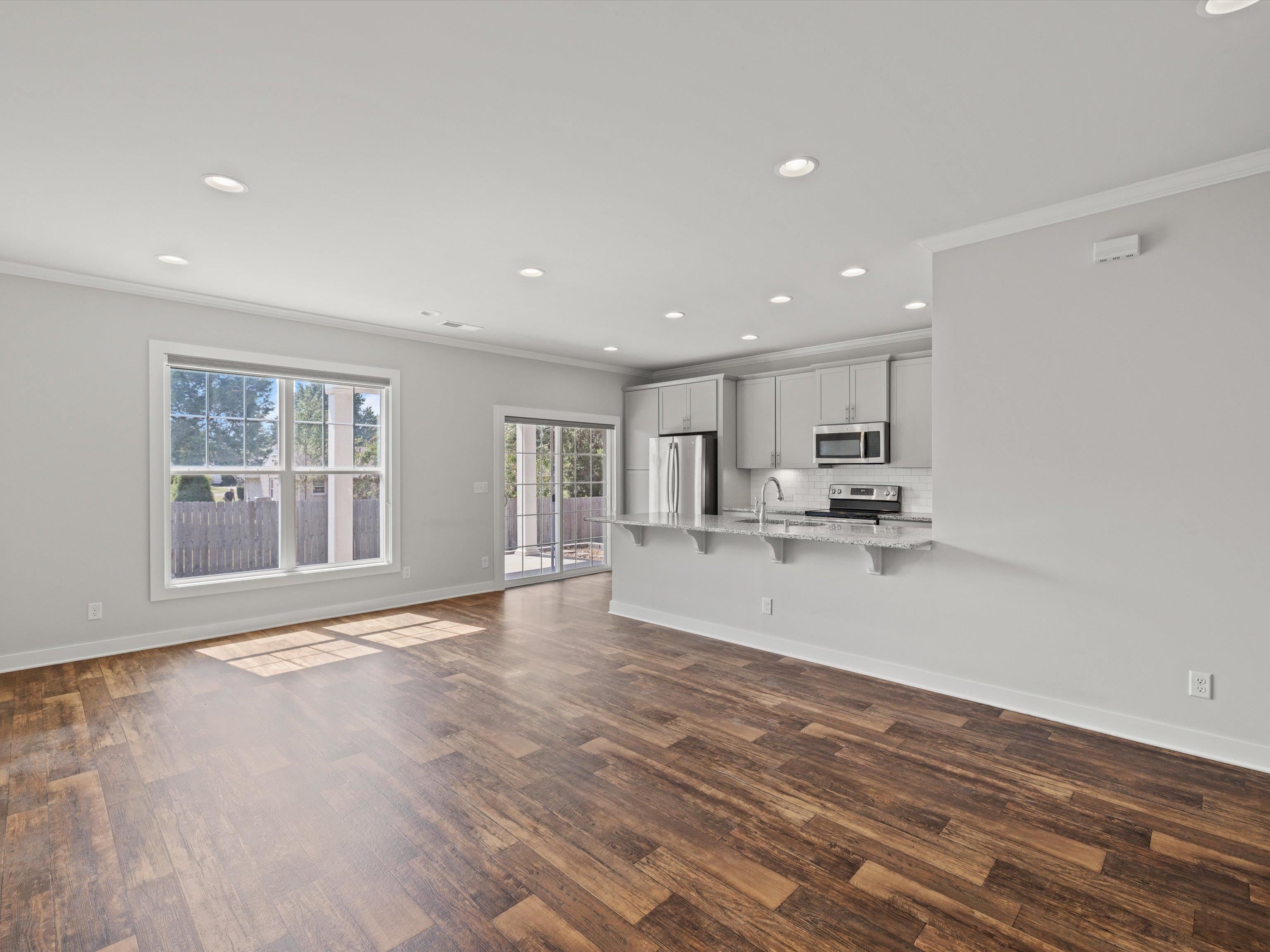 2620 Central Park Ct, Owensboro, Kentucky 42303, 2 Bedrooms Bedrooms, ,2 BathroomsBathrooms,Single Family Residence,For Sale,Central Park Ct,90516
