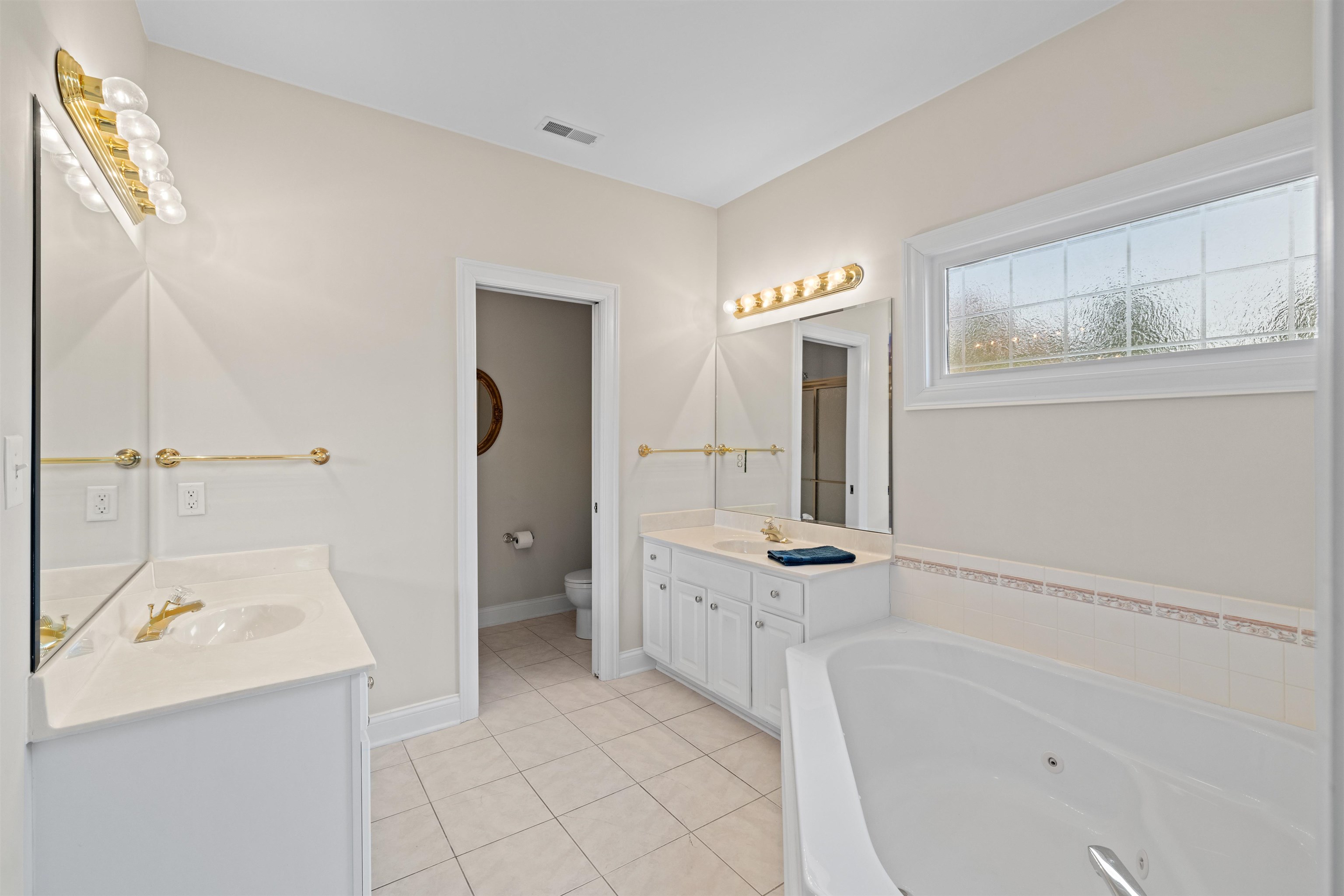 4553 Wexford Crossing, Owensboro, Kentucky 42303-4446, 3 Bedrooms Bedrooms, ,2 BathroomsBathrooms,Single Family Residence,For Sale,Wexford Crossing,90519