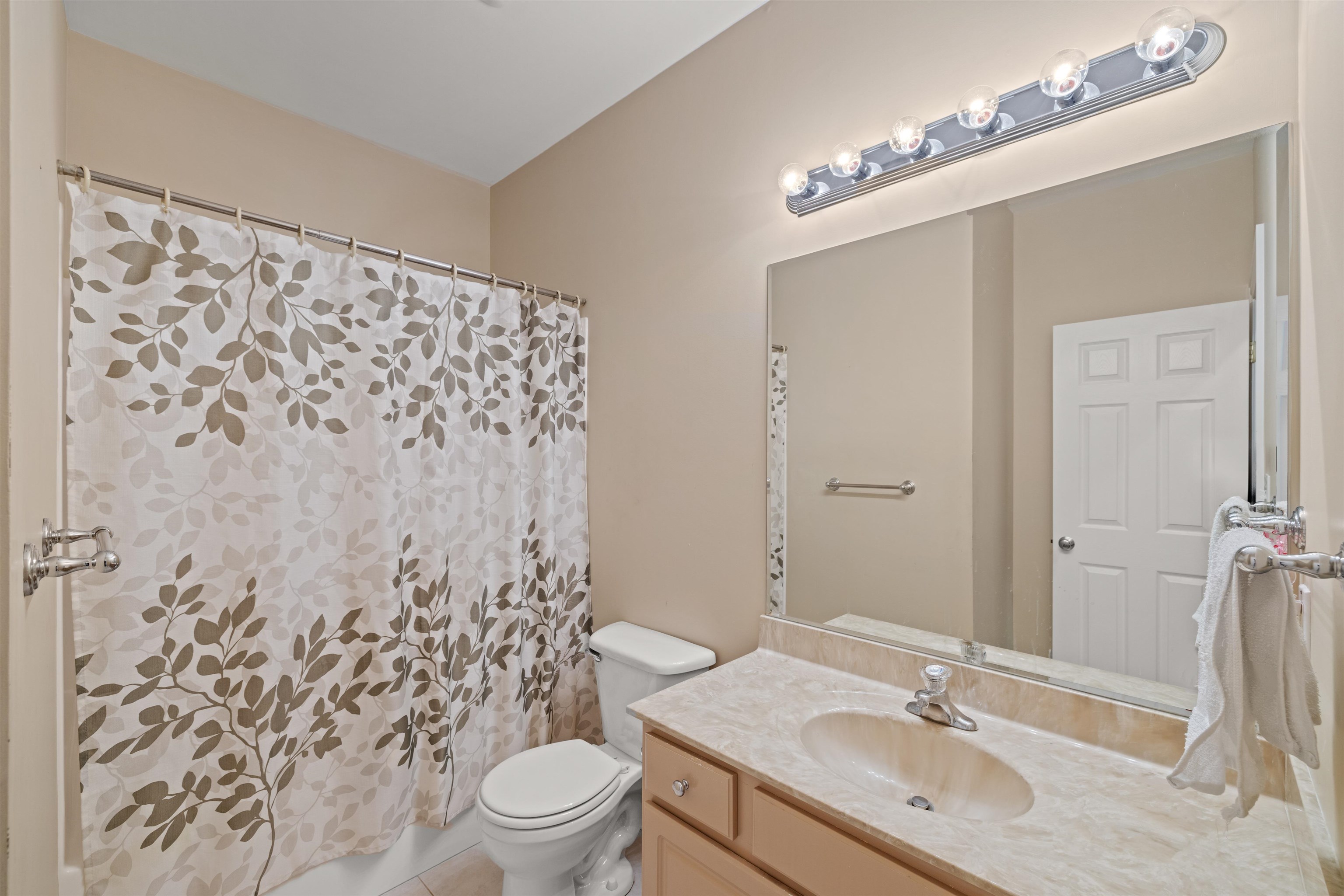 4553 Wexford Crossing, Owensboro, Kentucky 42303-4446, 3 Bedrooms Bedrooms, ,2 BathroomsBathrooms,Single Family Residence,For Sale,Wexford Crossing,90519