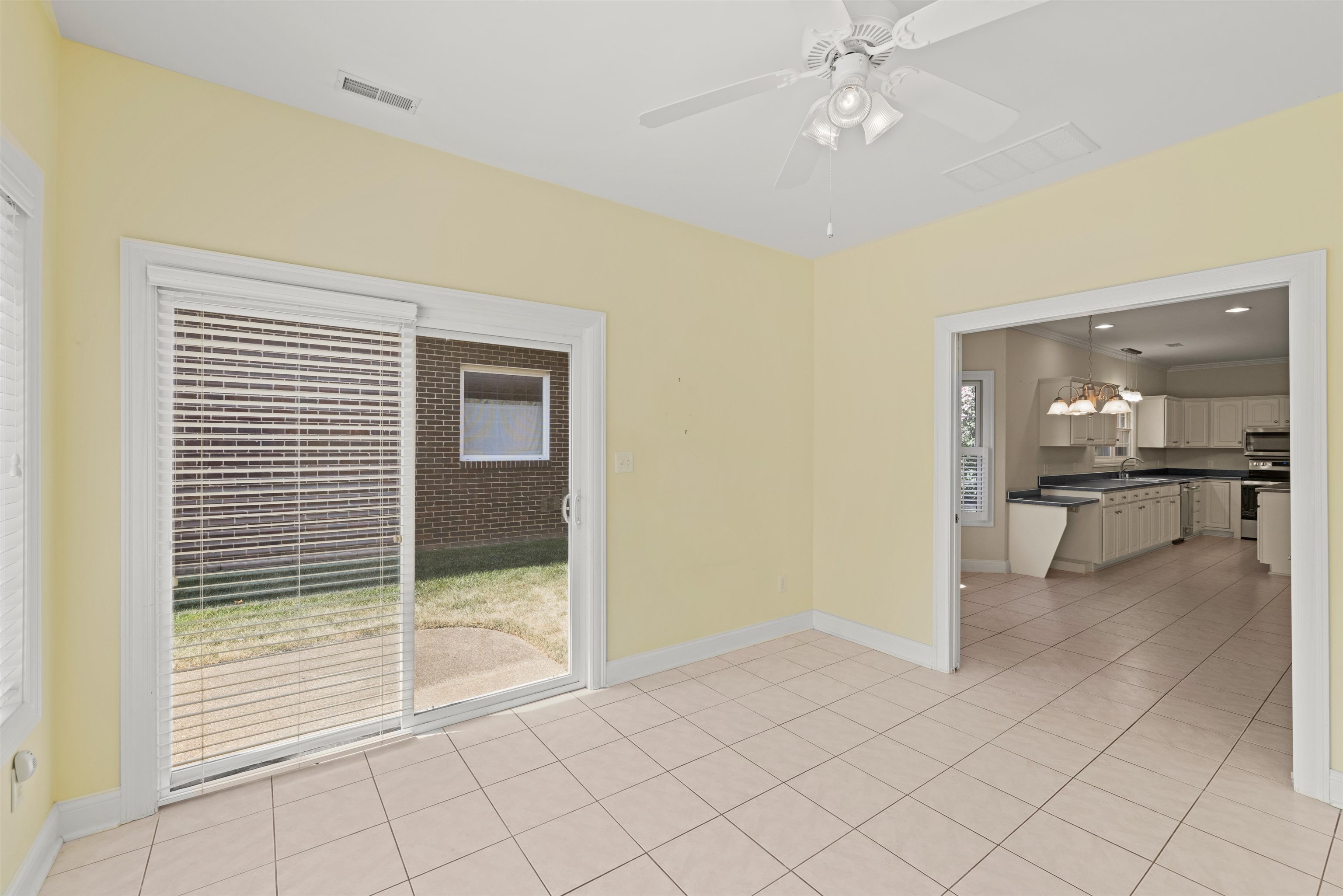 4553 Wexford Crossing, Owensboro, Kentucky 42303-4446, 3 Bedrooms Bedrooms, ,2 BathroomsBathrooms,Single Family Residence,For Sale,Wexford Crossing,90519