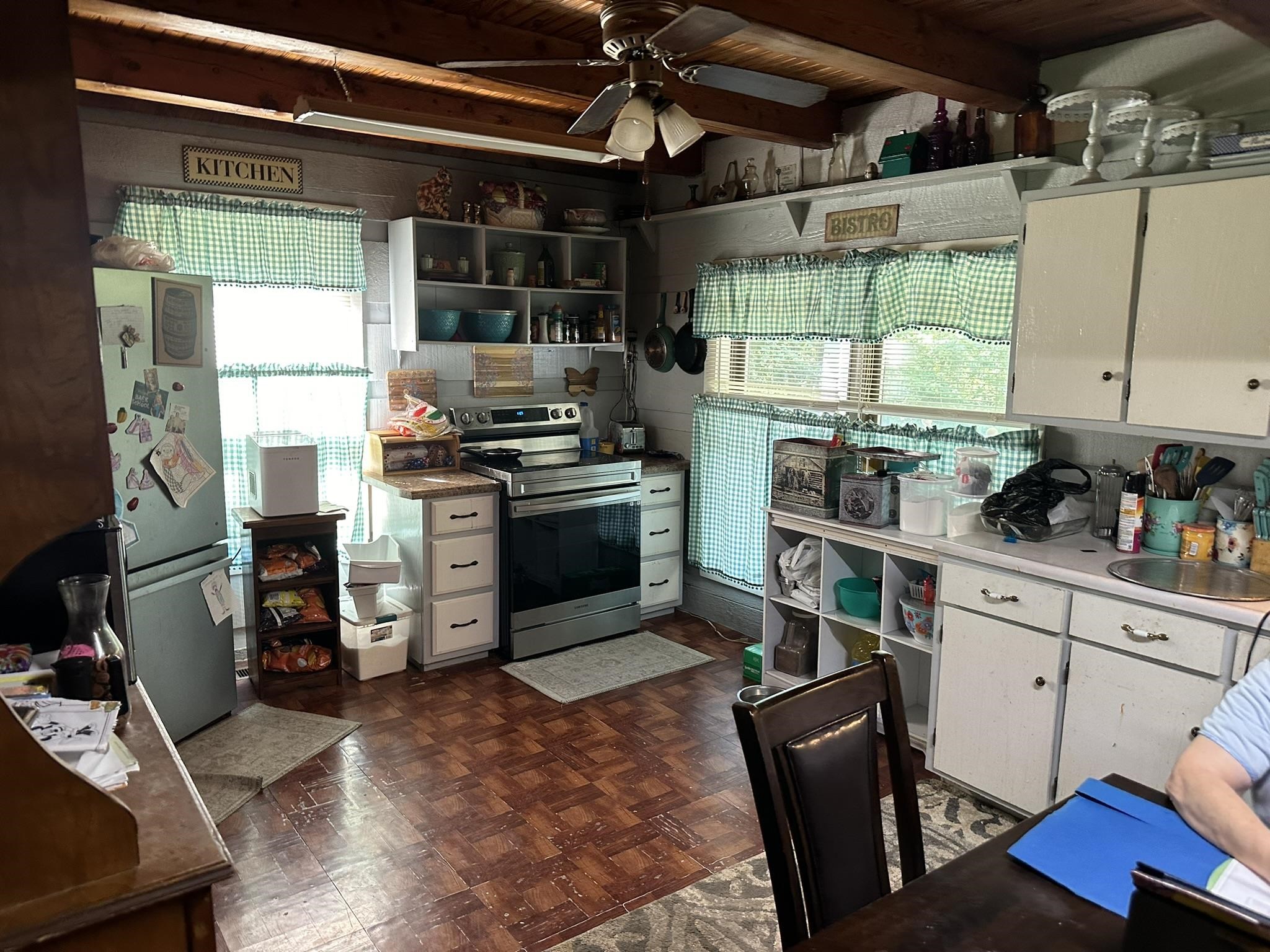 279 Caney Creek Lane, Drakesboro, Kentucky 42337, 3 Bedrooms Bedrooms, ,2 BathroomsBathrooms,Single Family Residence,For Sale,Caney Creek Lane,90521