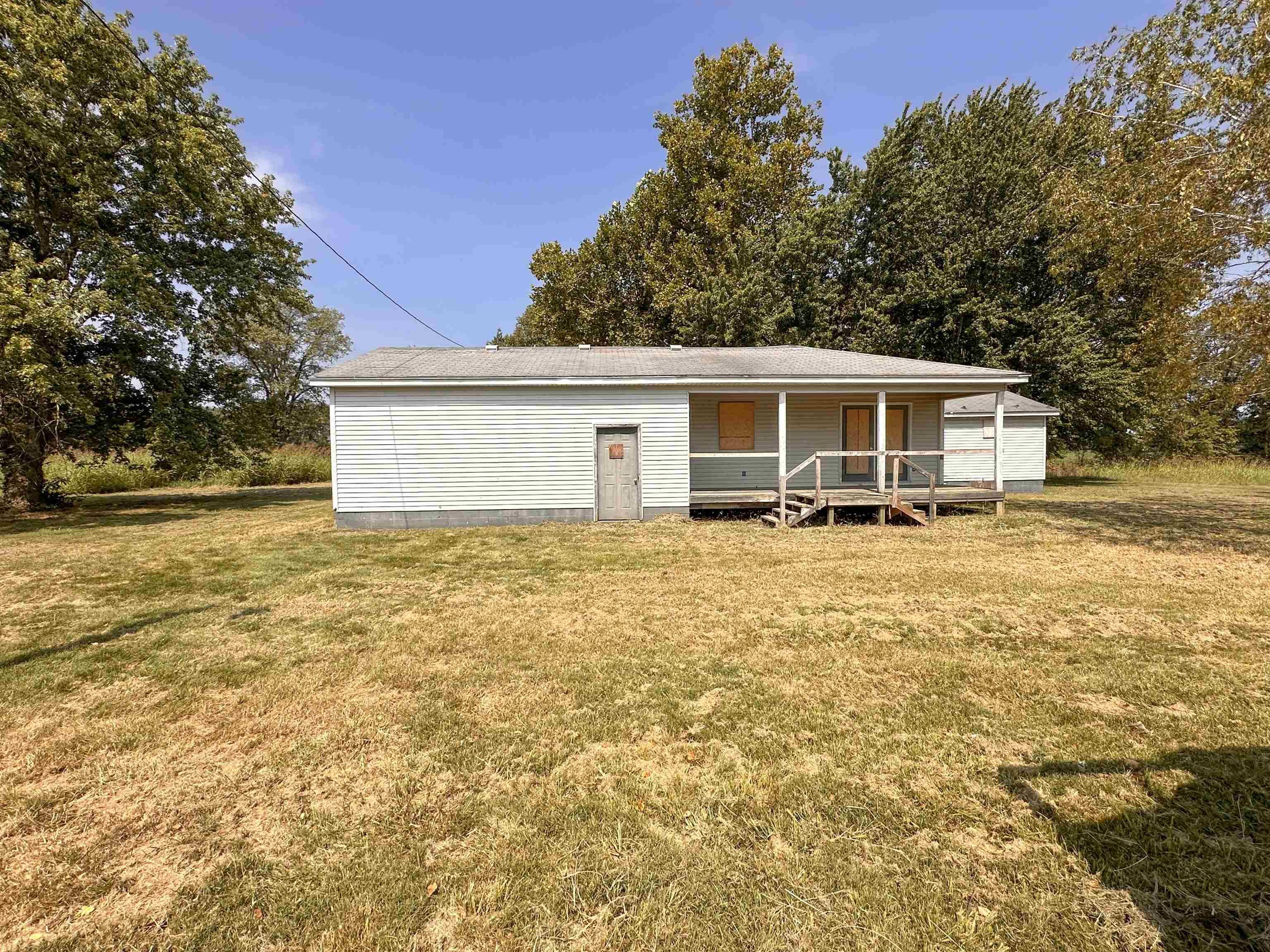 8070 Mound Ridge Rd, Spottsville, Kentucky 42458, 3 Bedrooms Bedrooms, ,2 BathroomsBathrooms,Single Family Residence,For Sale,Mound Ridge Rd,90522