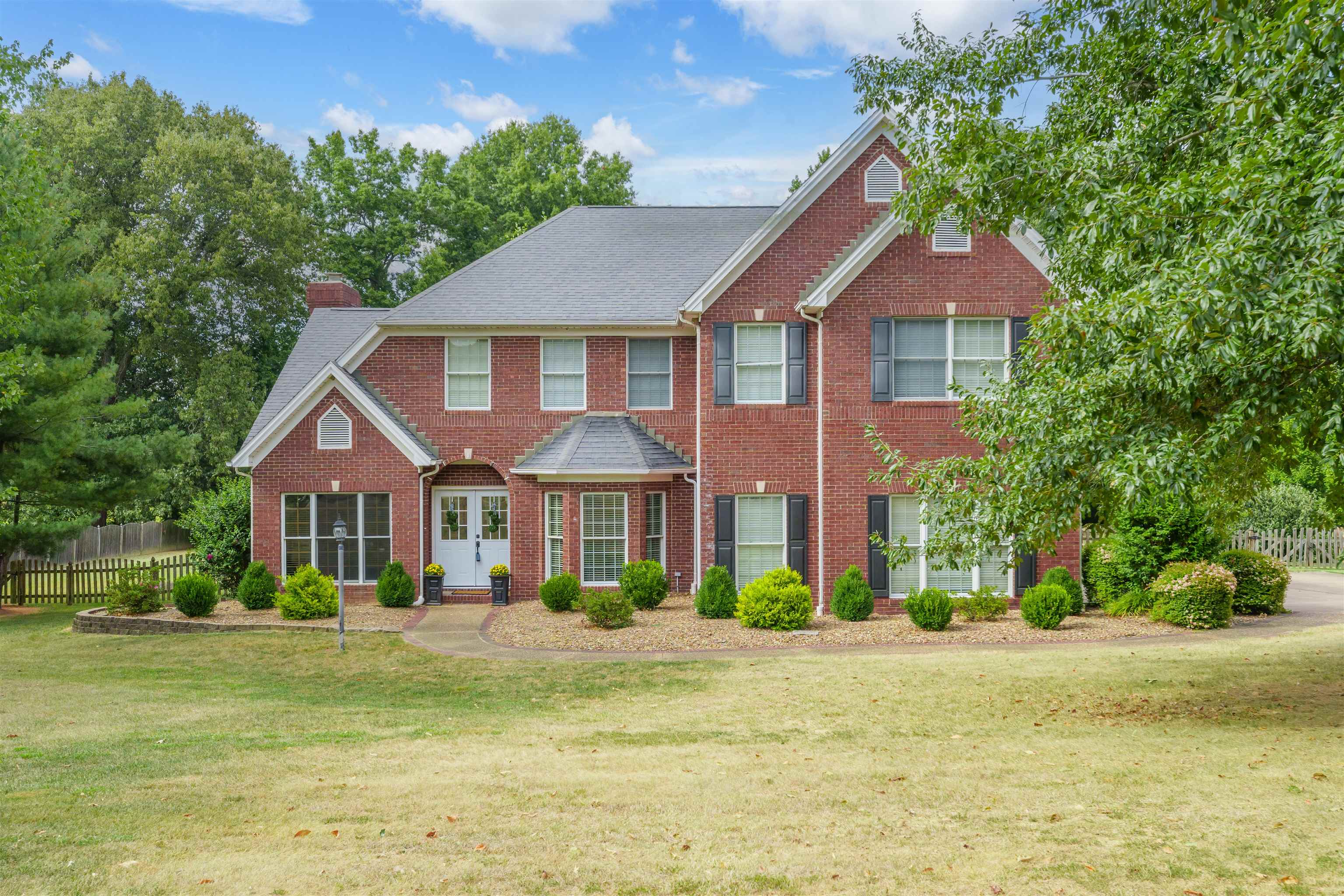 4859 Oak Meadow Ct, Owensboro, Kentucky 42303, 4 Bedrooms Bedrooms, ,3 BathroomsBathrooms,Single Family Residence,For Sale,Oak Meadow Ct,90524