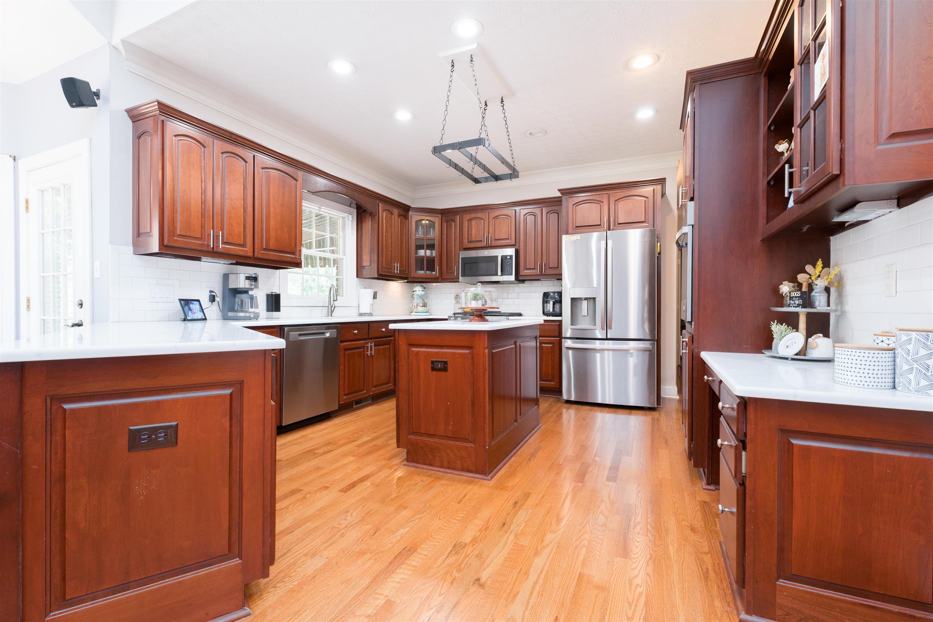 4859 Oak Meadow Ct, Owensboro, Kentucky 42303, 4 Bedrooms Bedrooms, ,3 BathroomsBathrooms,Single Family Residence,For Sale,Oak Meadow Ct,90524