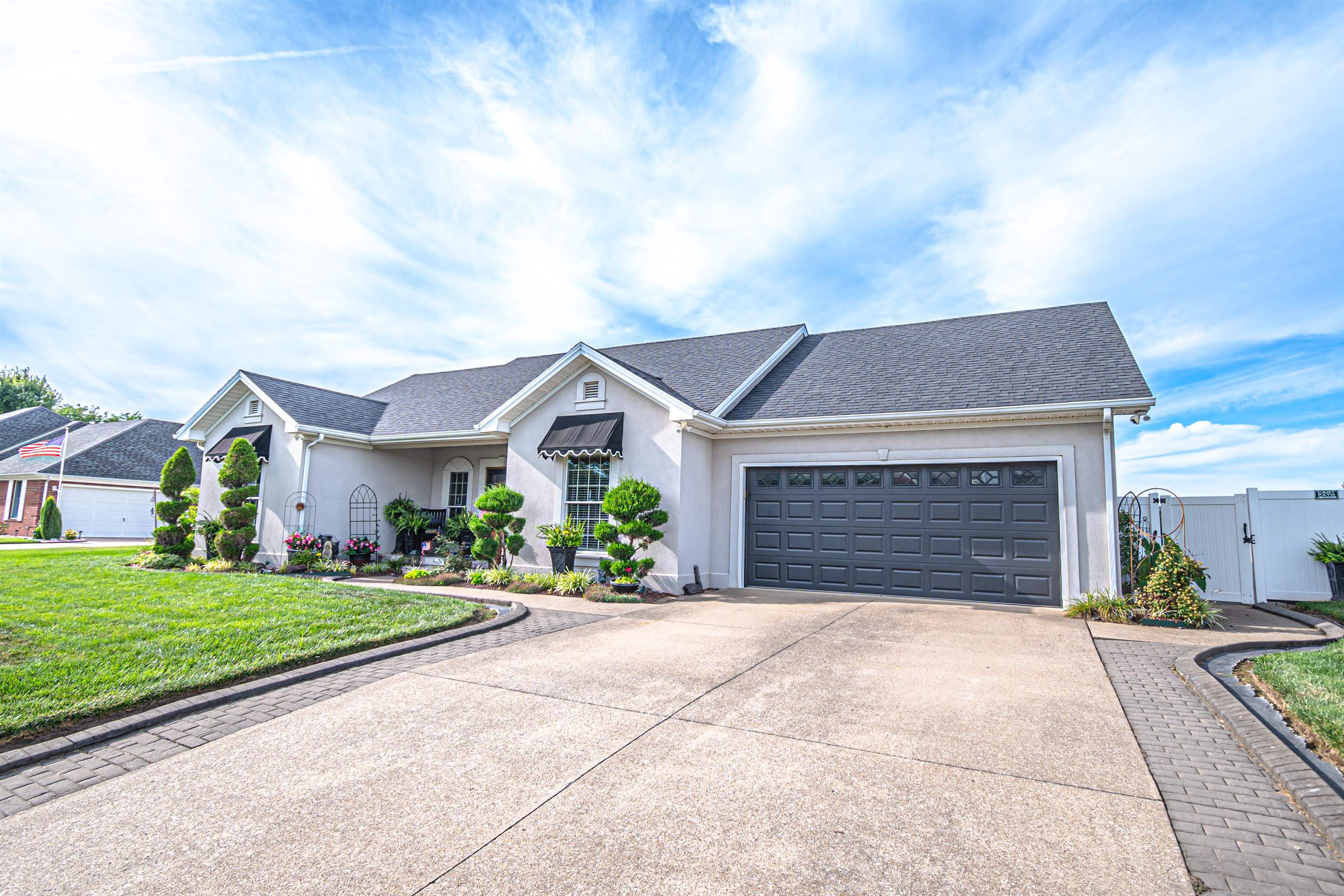 281 Resolution Way, Owensboro, Kentucky 42301, 3 Bedrooms Bedrooms, ,2 BathroomsBathrooms,Single Family Residence,For Sale,Resolution Way,90526