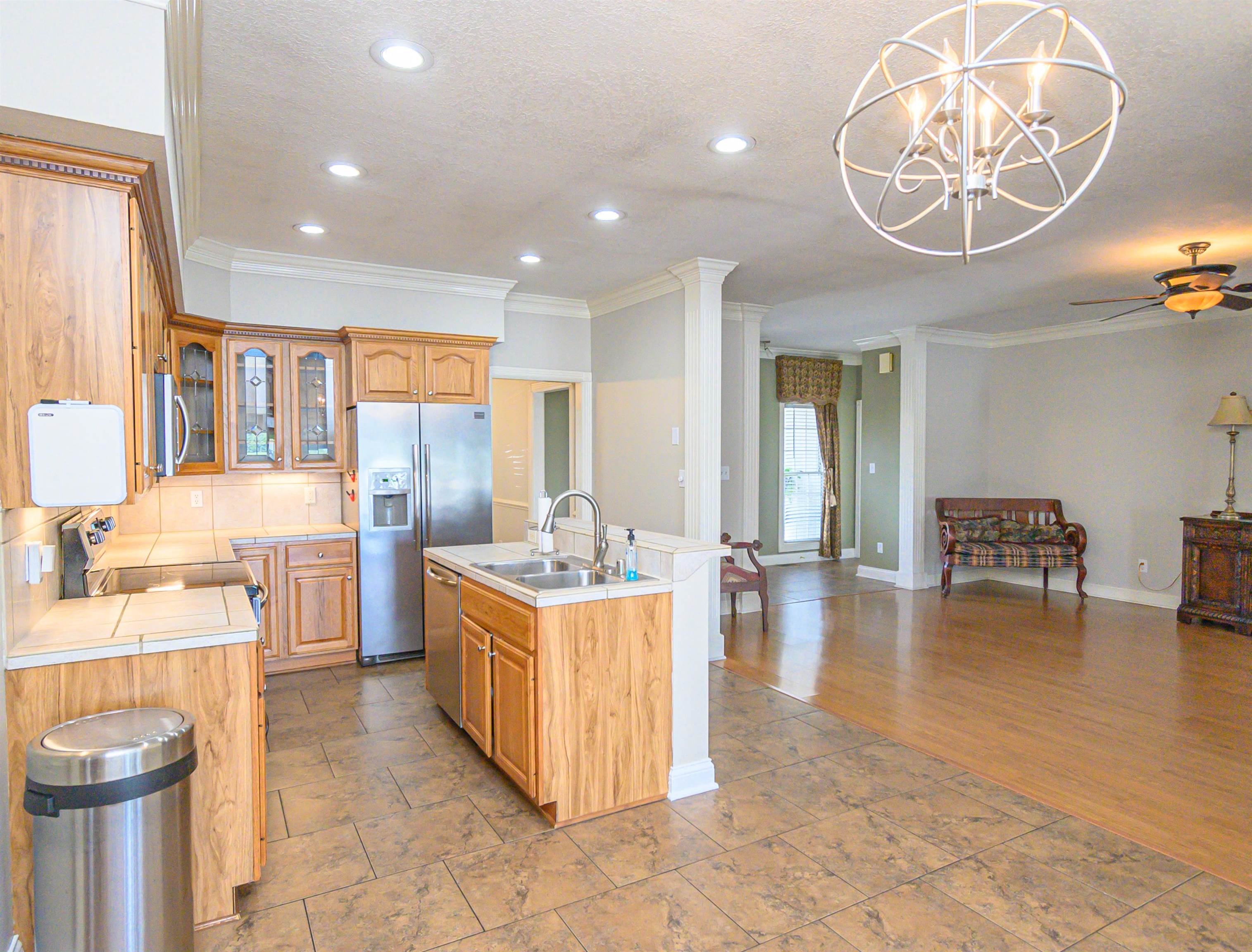 281 Resolution Way, Owensboro, Kentucky 42301, 3 Bedrooms Bedrooms, ,2 BathroomsBathrooms,Single Family Residence,For Sale,Resolution Way,90526