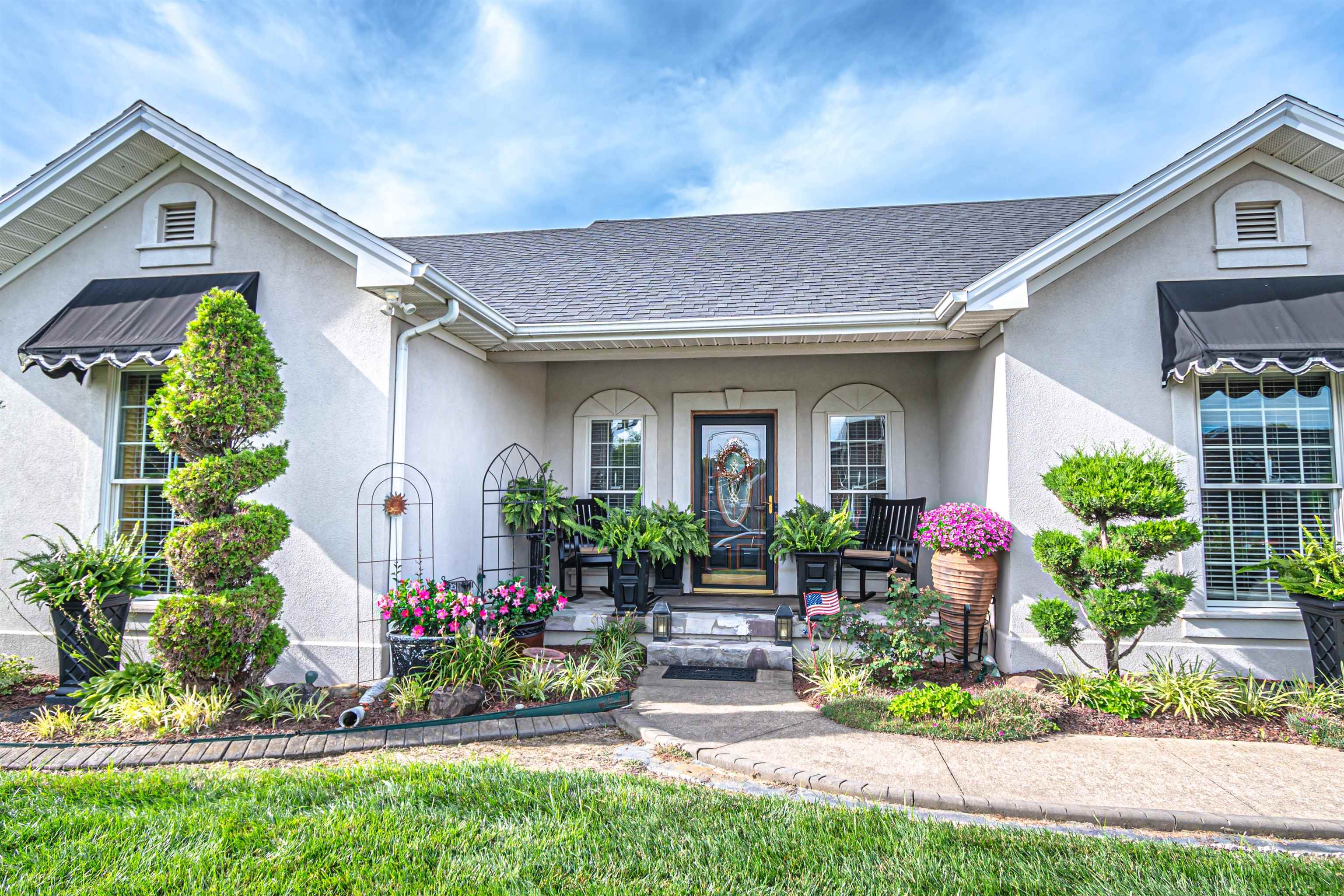 281 Resolution Way, Owensboro, Kentucky 42301, 3 Bedrooms Bedrooms, ,2 BathroomsBathrooms,Single Family Residence,For Sale,Resolution Way,90526