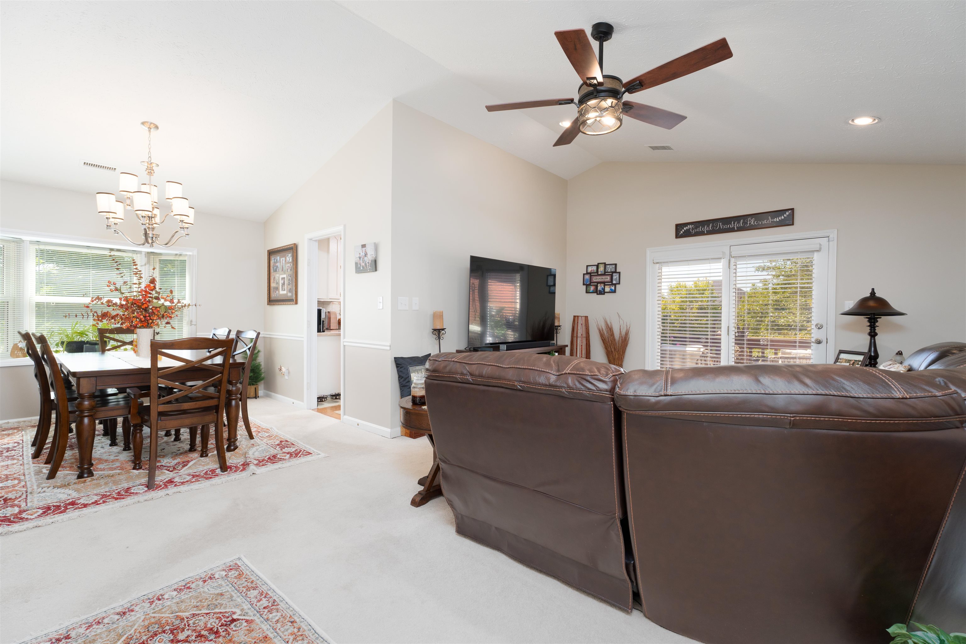 11 D Quail Ridge Ct., Owensboro, Kentucky 42303, 2 Bedrooms Bedrooms, ,1 BathroomBathrooms,Condominium,For Sale,Quail Ridge Ct.,90528