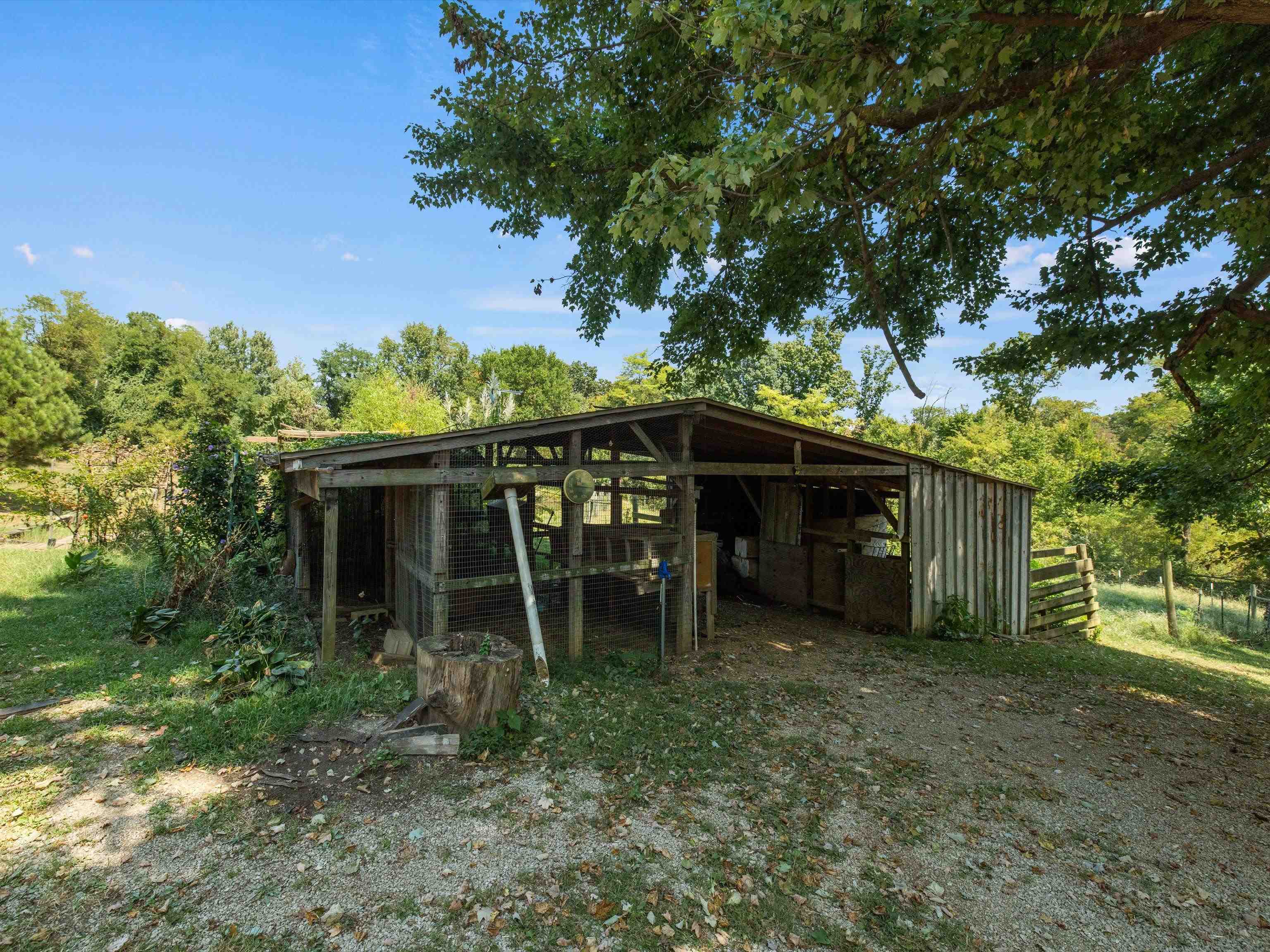 1195 Tick Ridge Rd, Hawesville, Kentucky 42348, 3 Bedrooms Bedrooms, ,2 BathroomsBathrooms,Single Family Residence,For Sale,Tick Ridge Rd,90529