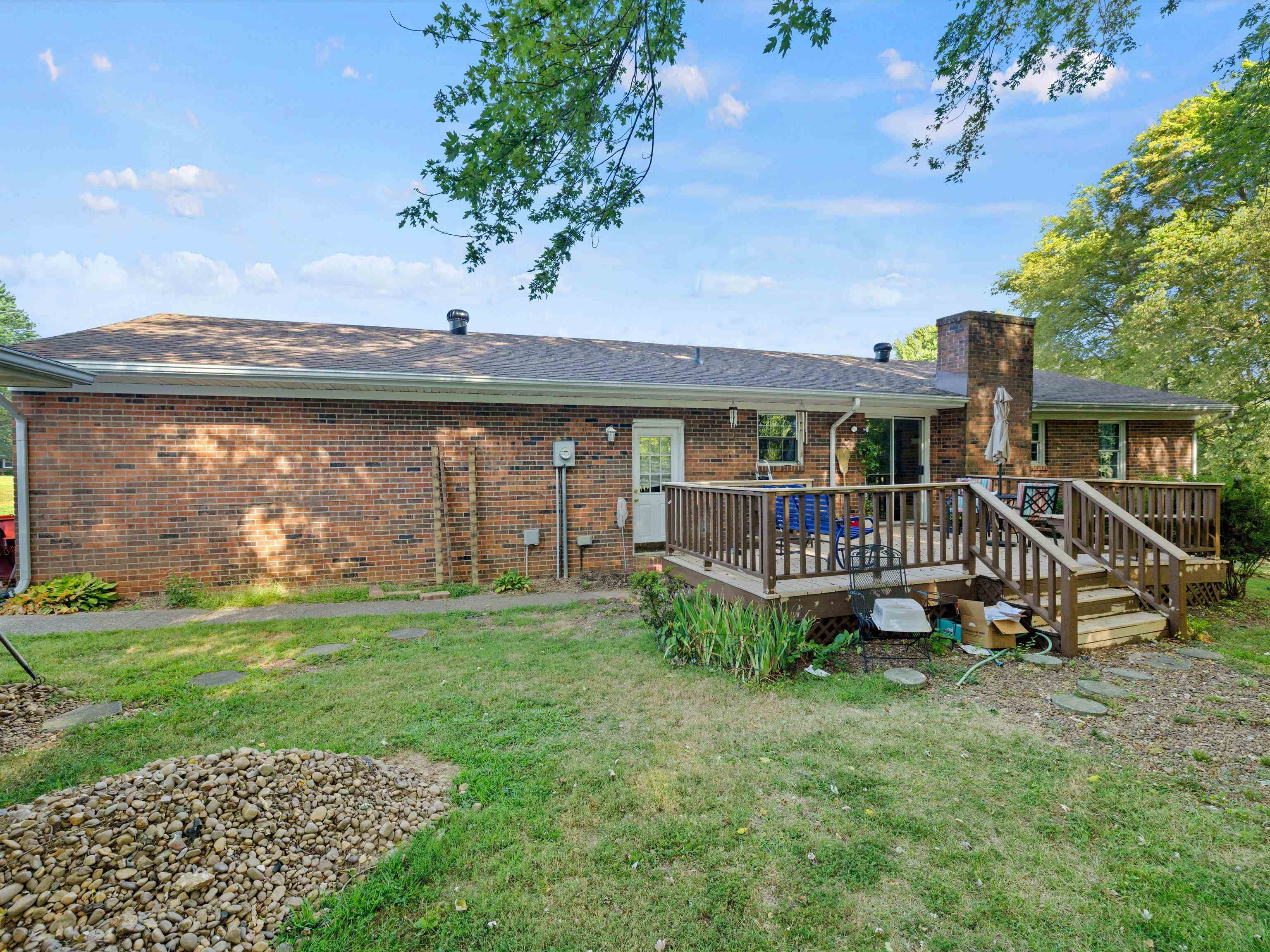 3510 London Pike, Philpot, Kentucky 42366, 3 Bedrooms Bedrooms, ,2 BathroomsBathrooms,Single Family Residence,For Sale,London Pike,90531