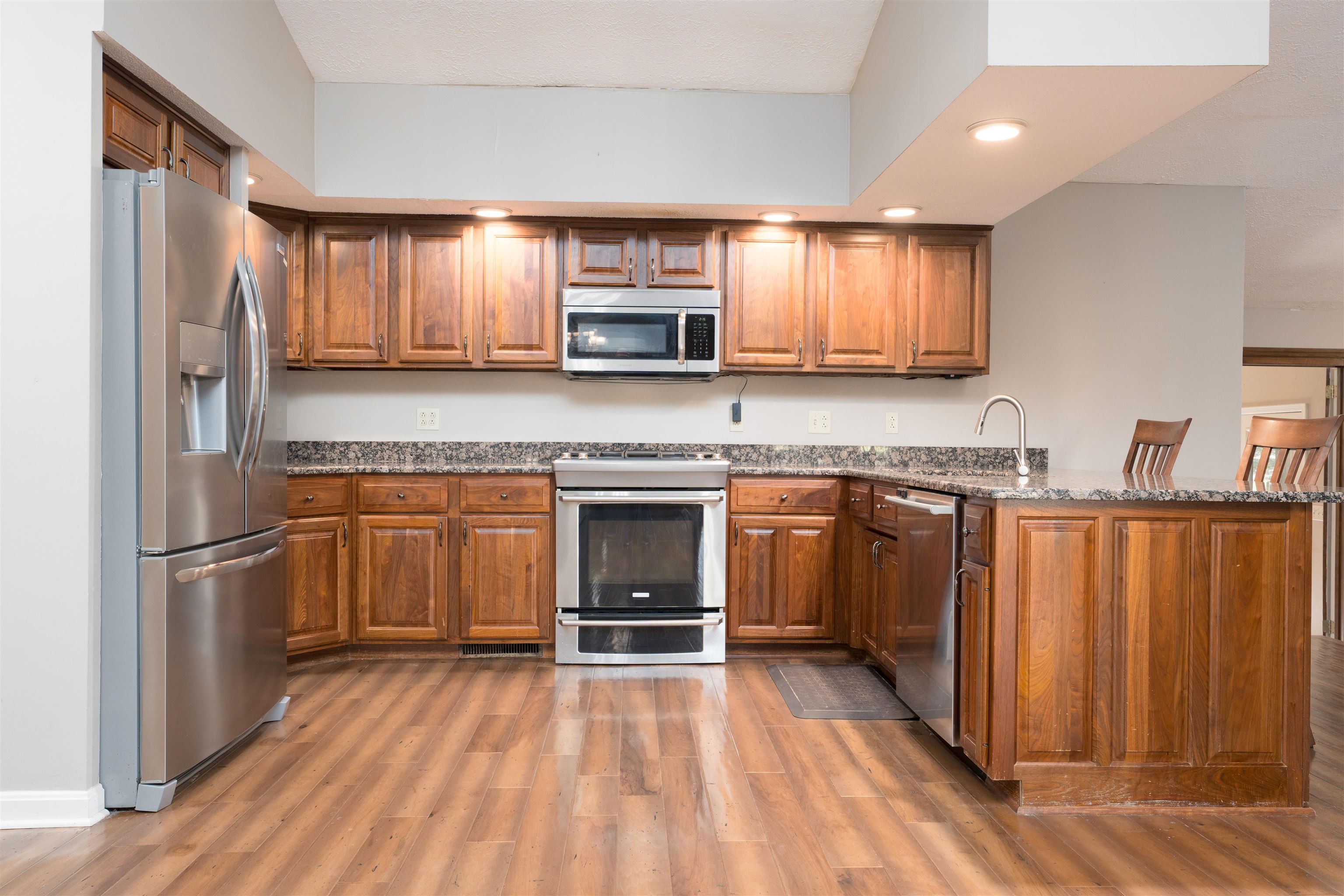9435 HWY 231, Utica, Kentucky 42376, 4 Bedrooms Bedrooms, ,3 BathroomsBathrooms,Single Family Residence,For Sale,HWY 231,90535