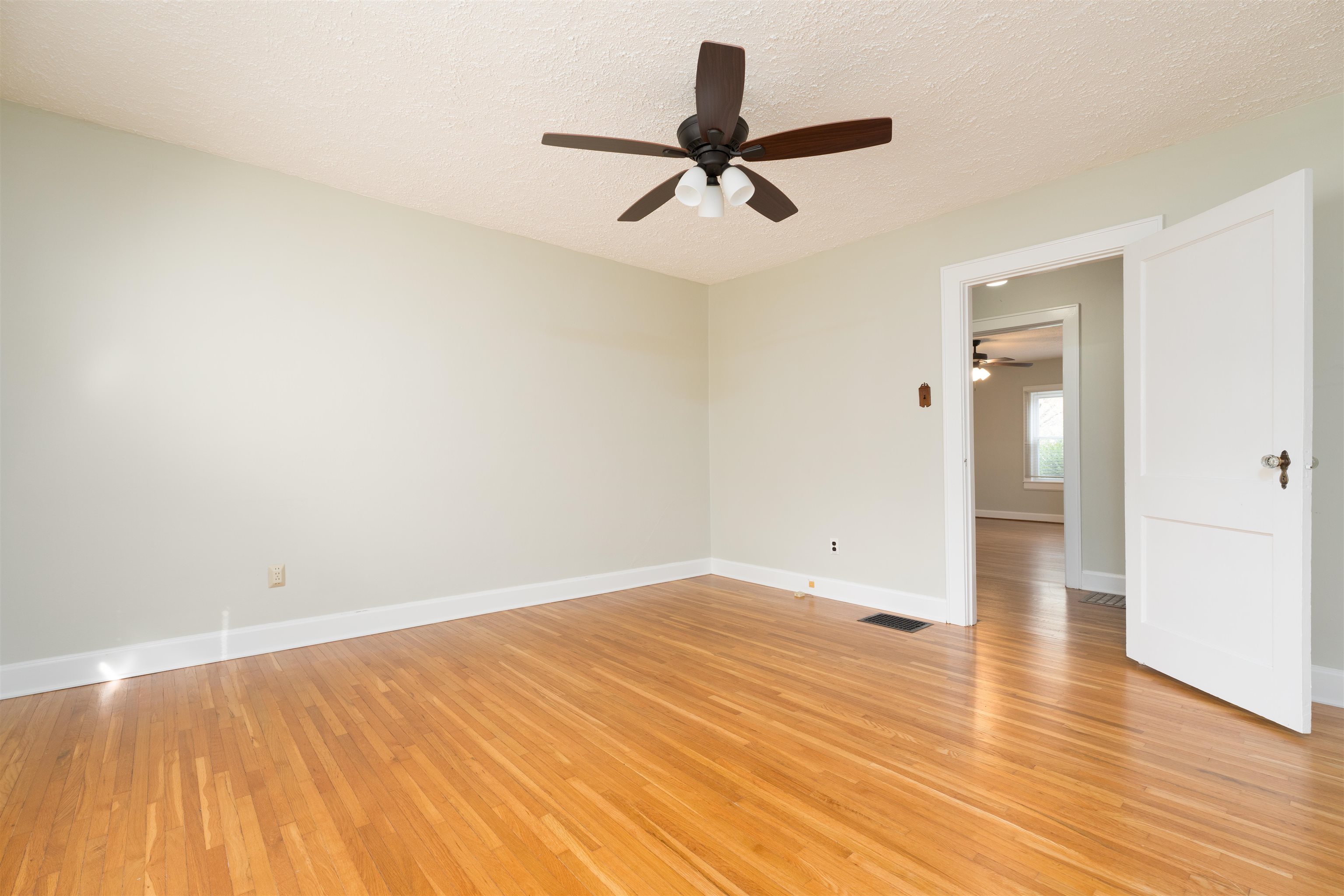 304 Stewart Ct., Owensboro, Kentucky 42303, 2 Bedrooms Bedrooms, ,1 BathroomBathrooms,Single Family Residence,For Sale,Stewart Ct.,90541