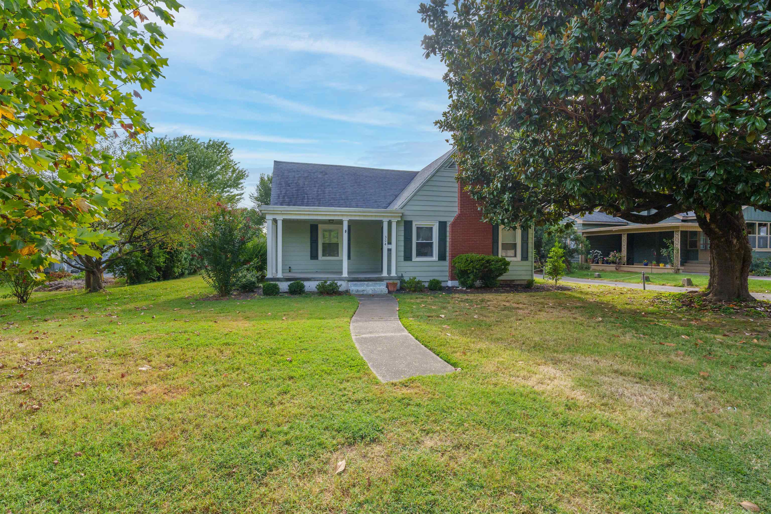 304 Stewart Ct., Owensboro, Kentucky 42303, 2 Bedrooms Bedrooms, ,1 BathroomBathrooms,Single Family Residence,For Sale,Stewart Ct.,90541