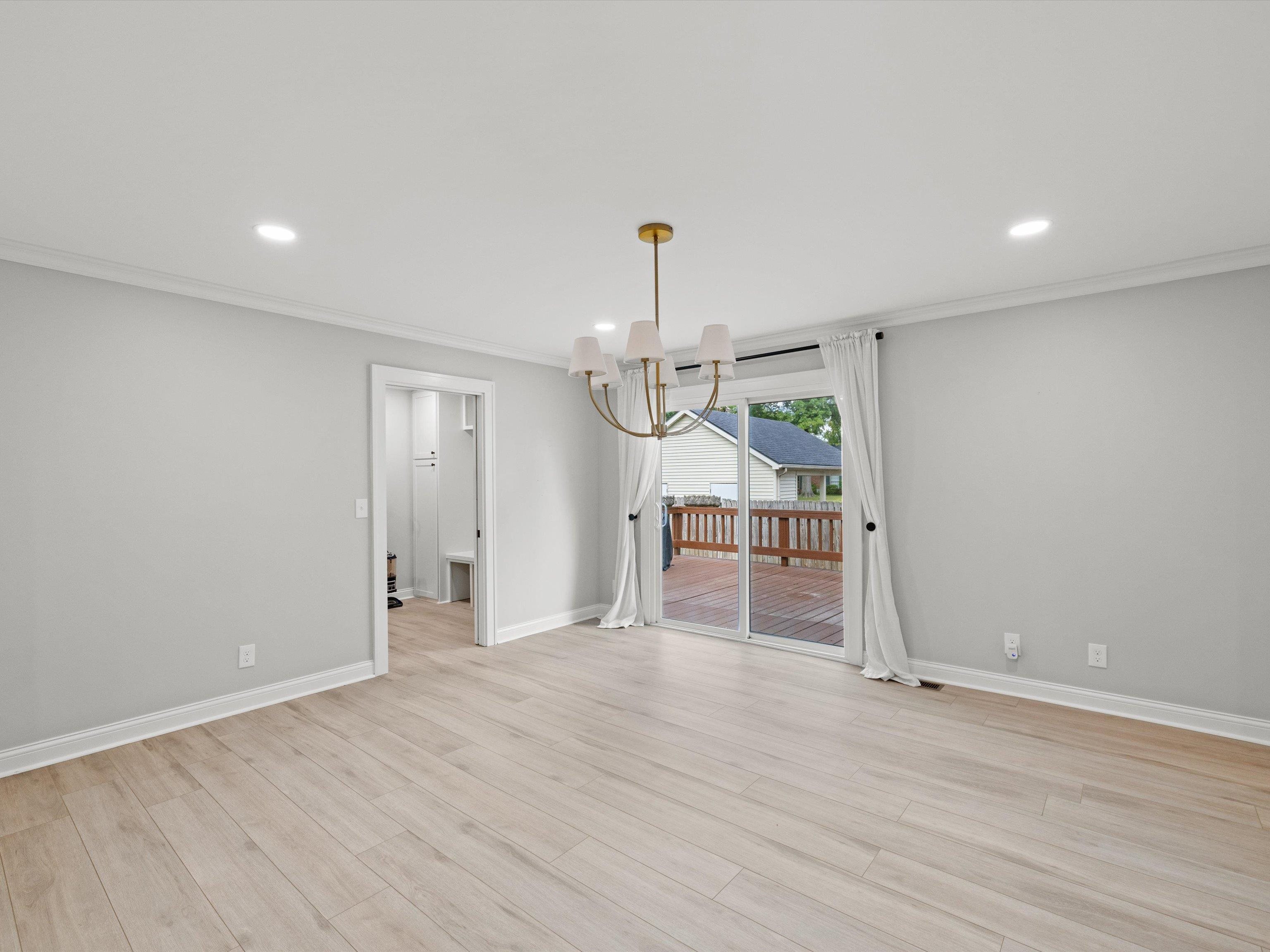 2115 Sheridan Place, Owensboro, Kentucky 42301, 5 Bedrooms Bedrooms, ,3 BathroomsBathrooms,Single Family Residence,For Sale,Sheridan Place,90545