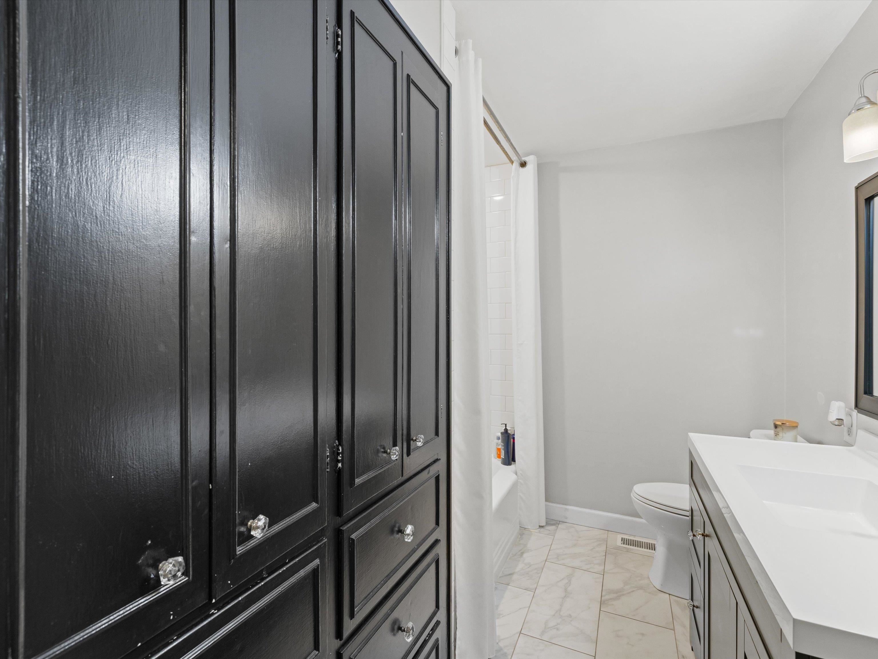 2115 Sheridan Place, Owensboro, Kentucky 42301, 5 Bedrooms Bedrooms, ,3 BathroomsBathrooms,Single Family Residence,For Sale,Sheridan Place,90545