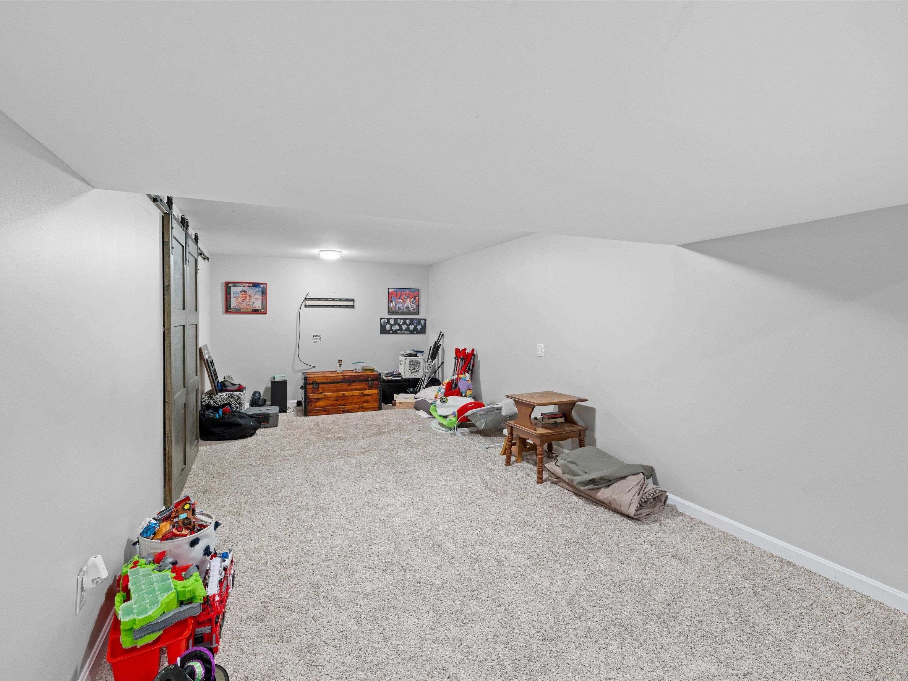 2115 Sheridan Place, Owensboro, Kentucky 42301, 5 Bedrooms Bedrooms, ,3 BathroomsBathrooms,Single Family Residence,For Sale,Sheridan Place,90545