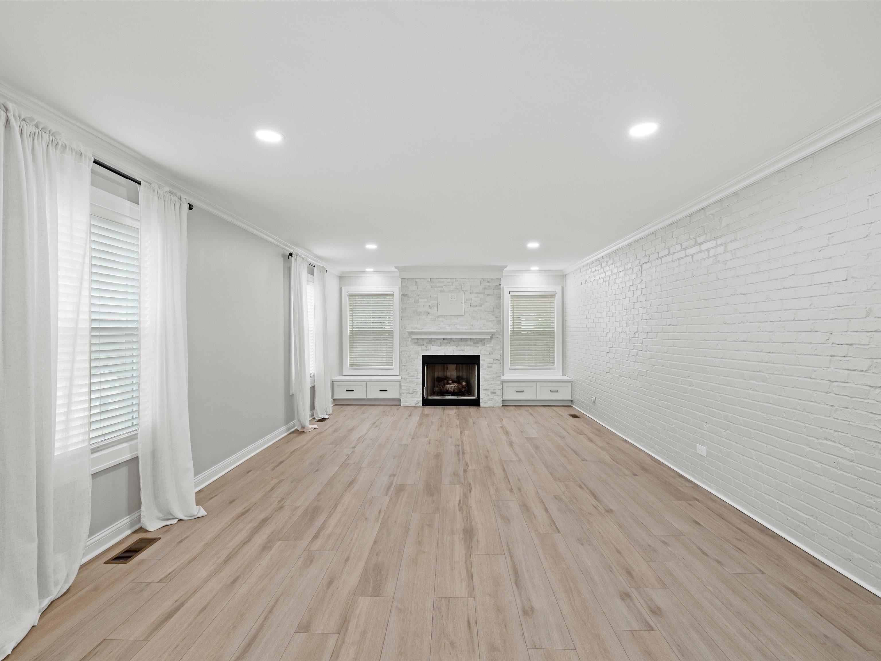 2115 Sheridan Place, Owensboro, Kentucky 42301, 5 Bedrooms Bedrooms, ,3 BathroomsBathrooms,Single Family Residence,For Sale,Sheridan Place,90545