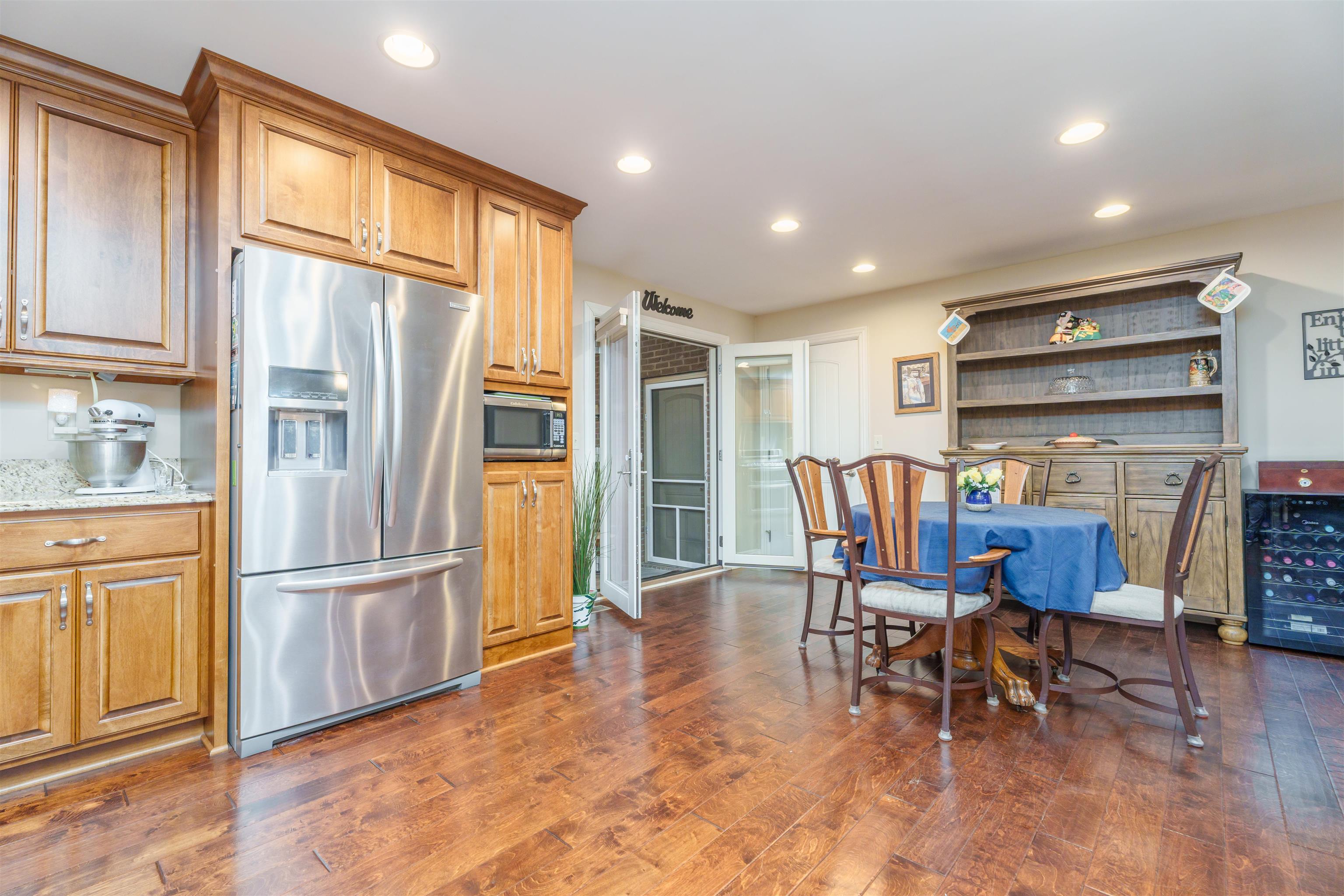6519 HWY 279 S, Owensboro, Kentucky 42301, 3 Bedrooms Bedrooms, ,2 BathroomsBathrooms,Single Family Residence,For Sale,HWY 279 S,90549