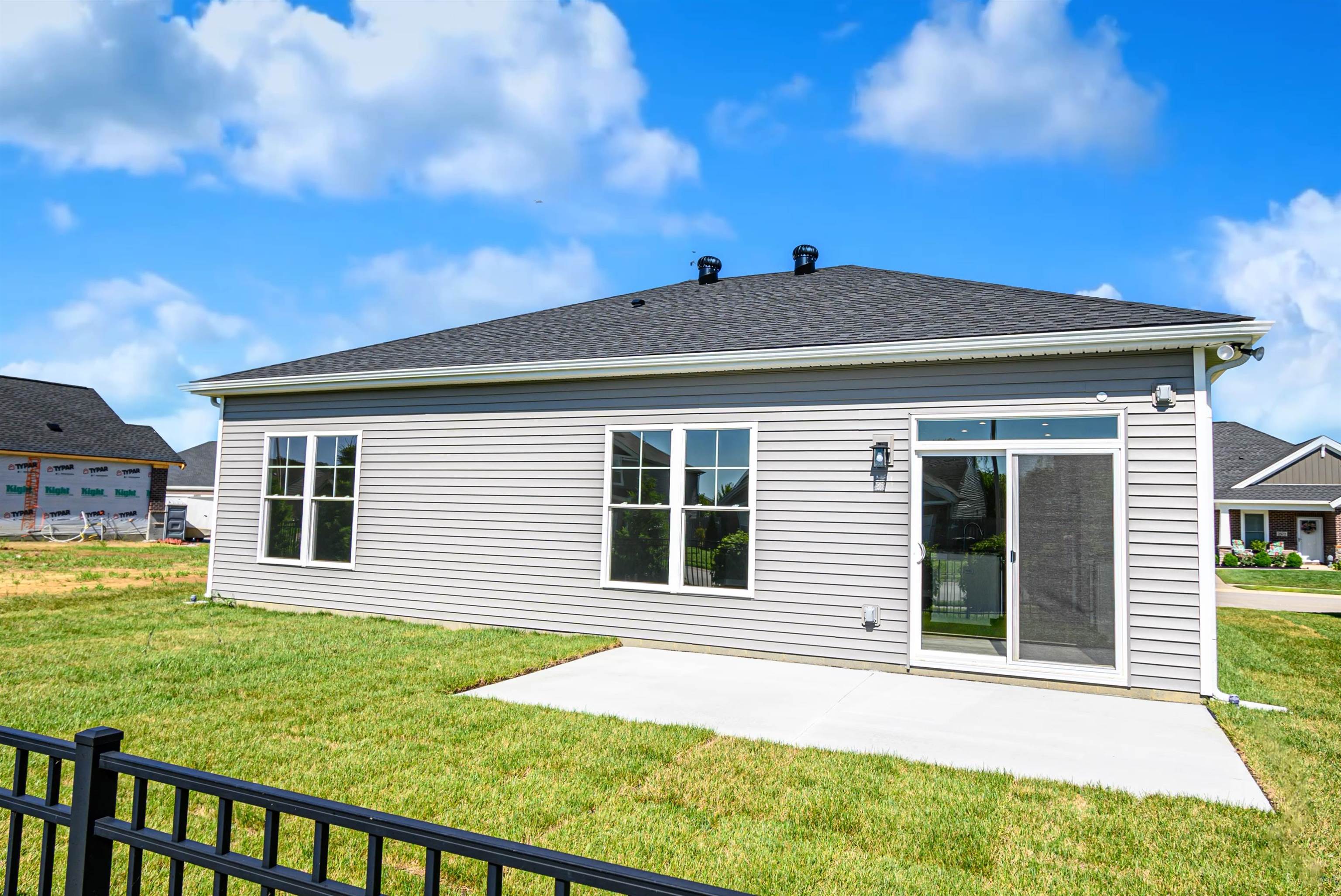 2567 Watson Circle, Owensboro, Kentucky 42301, 2 Bedrooms Bedrooms, ,2 BathroomsBathrooms,Single Family Residence,For Sale,Watson Circle,90551
