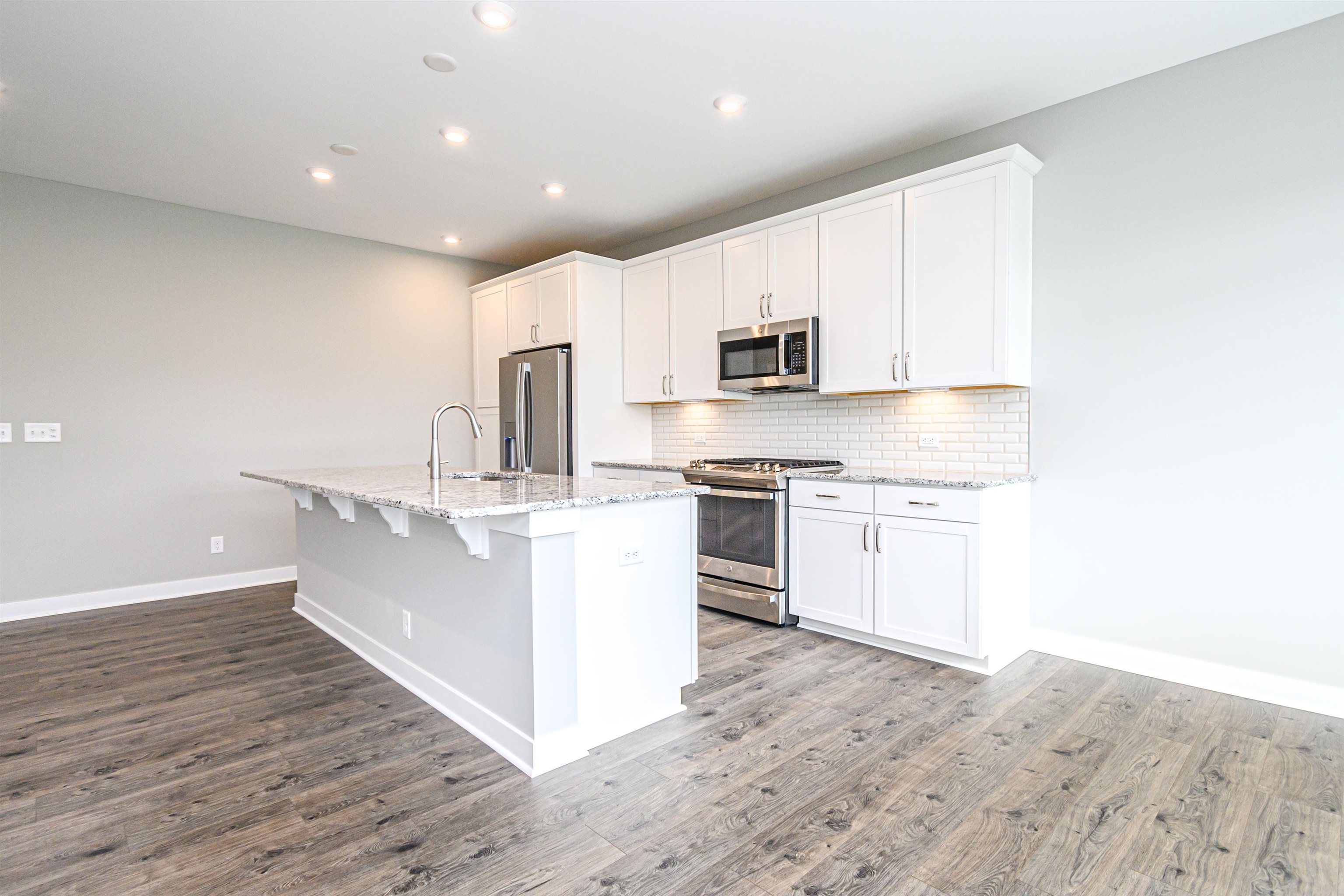 2567 Watson Circle, Owensboro, Kentucky 42301, 2 Bedrooms Bedrooms, ,2 BathroomsBathrooms,Single Family Residence,For Sale,Watson Circle,90551