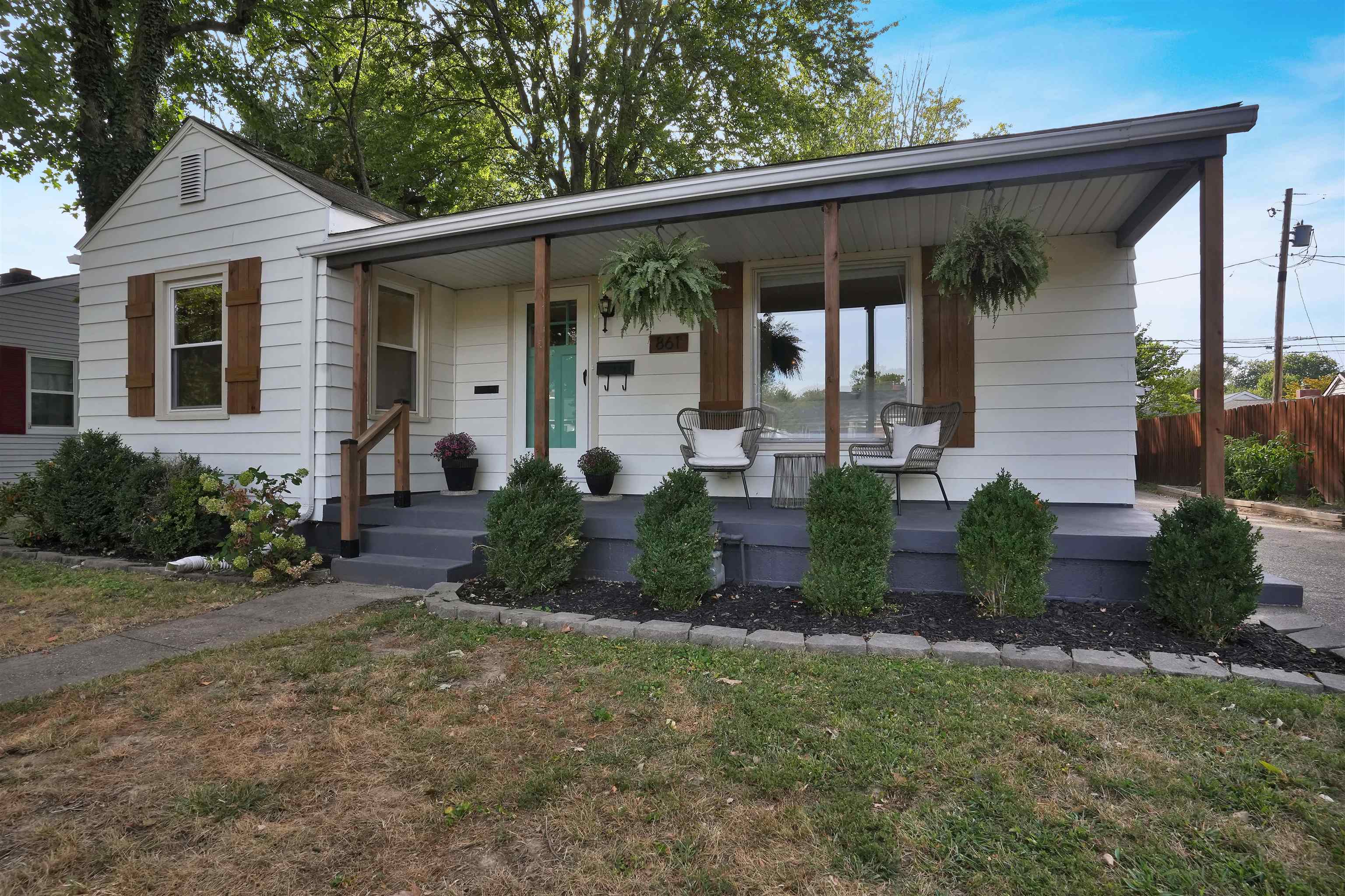 861 Villa Drive, Evansville, Indiana 47714, 3 Bedrooms Bedrooms, ,2 BathroomsBathrooms,Single Family Residence,For Sale,Villa Drive,90552