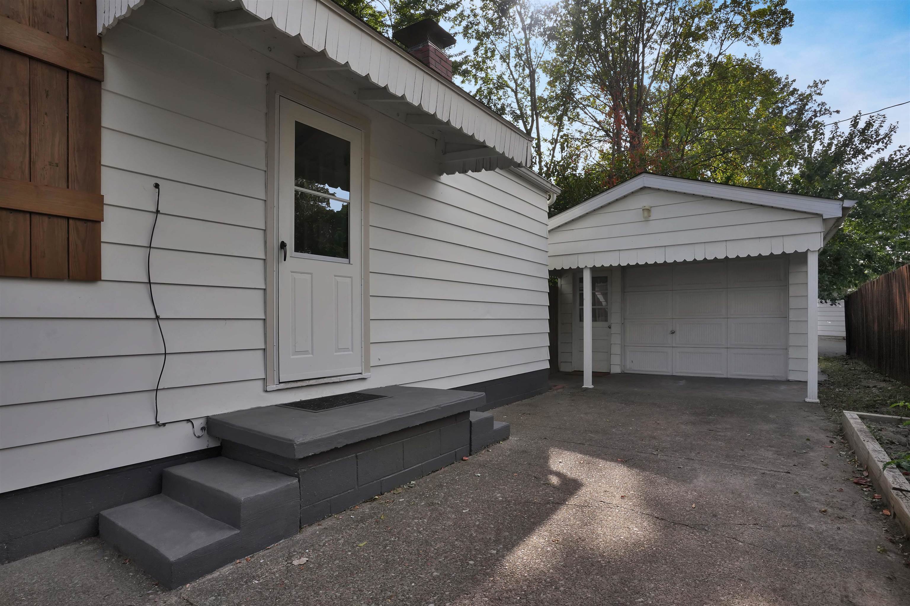 861 Villa Drive, Evansville, Indiana 47714, 3 Bedrooms Bedrooms, ,2 BathroomsBathrooms,Single Family Residence,For Sale,Villa Drive,90552