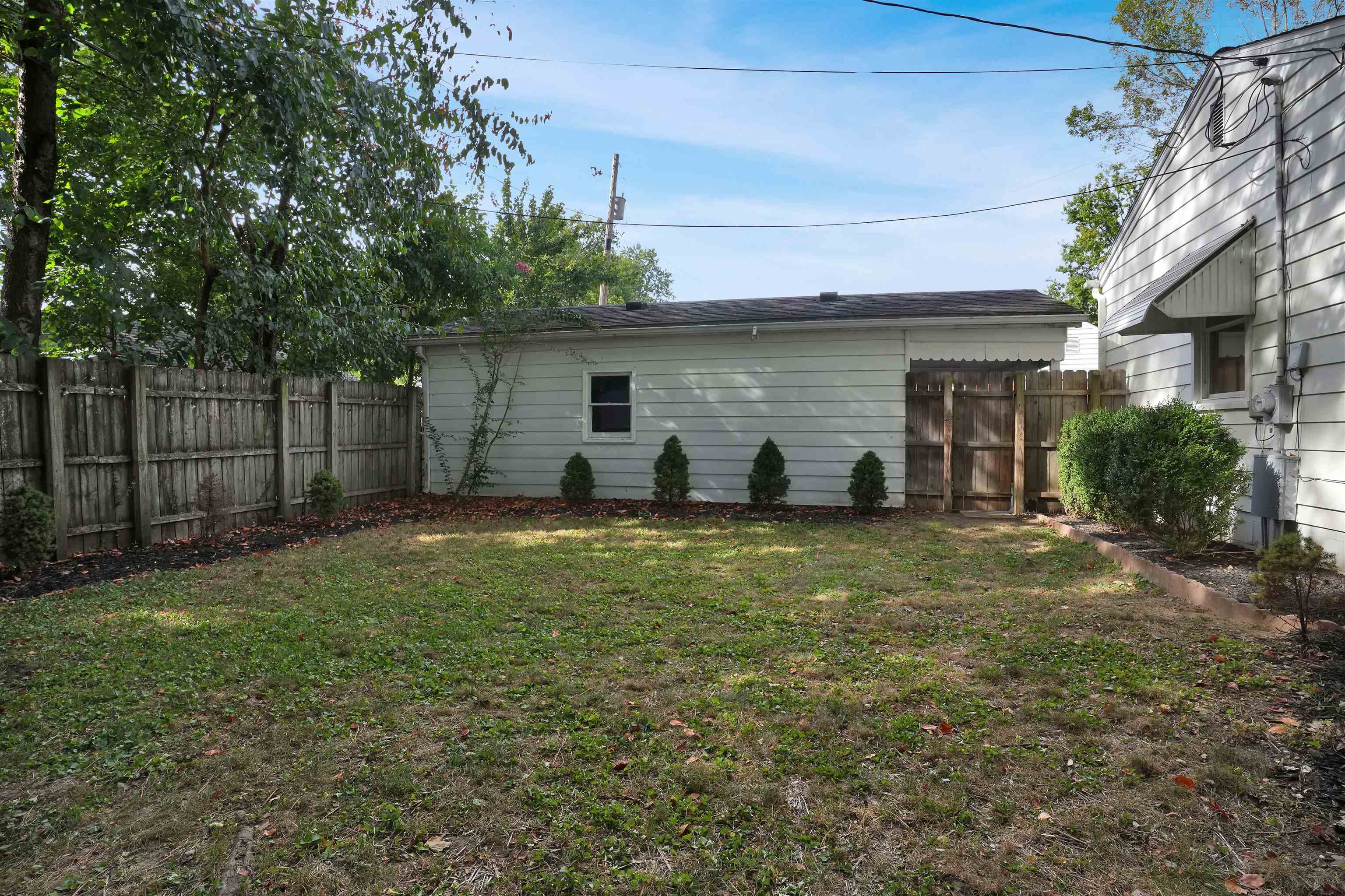 861 Villa Drive, Evansville, Indiana 47714, 3 Bedrooms Bedrooms, ,2 BathroomsBathrooms,Single Family Residence,For Sale,Villa Drive,90552